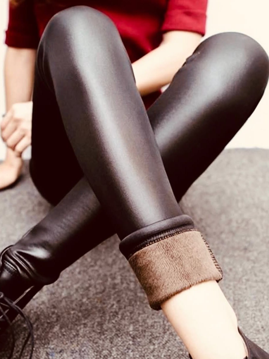 Calça resinada flanelada