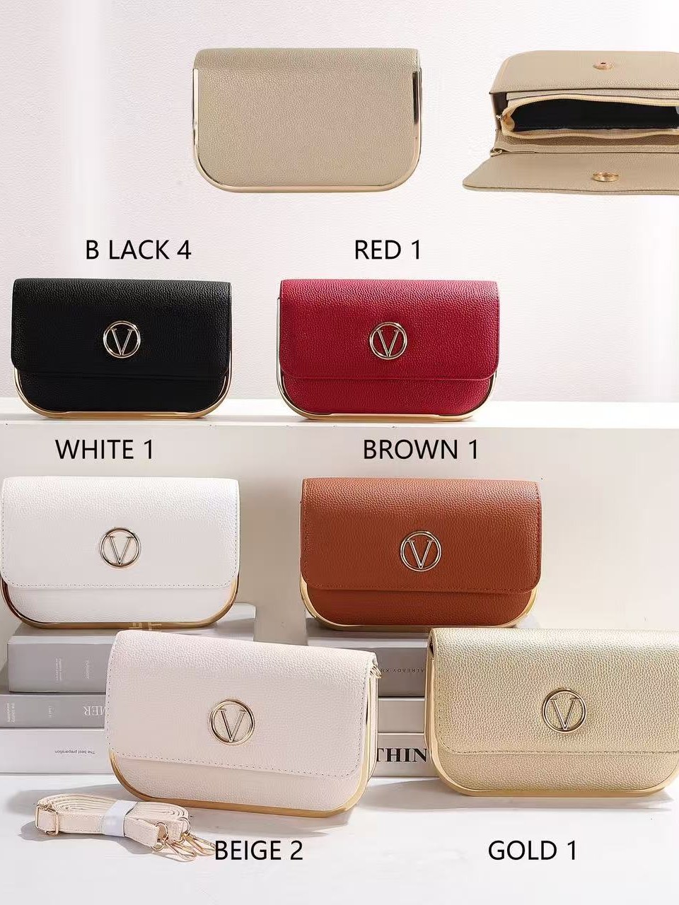 Bolsa Pequena com Logo de Metal V Carteira Elegante C35
