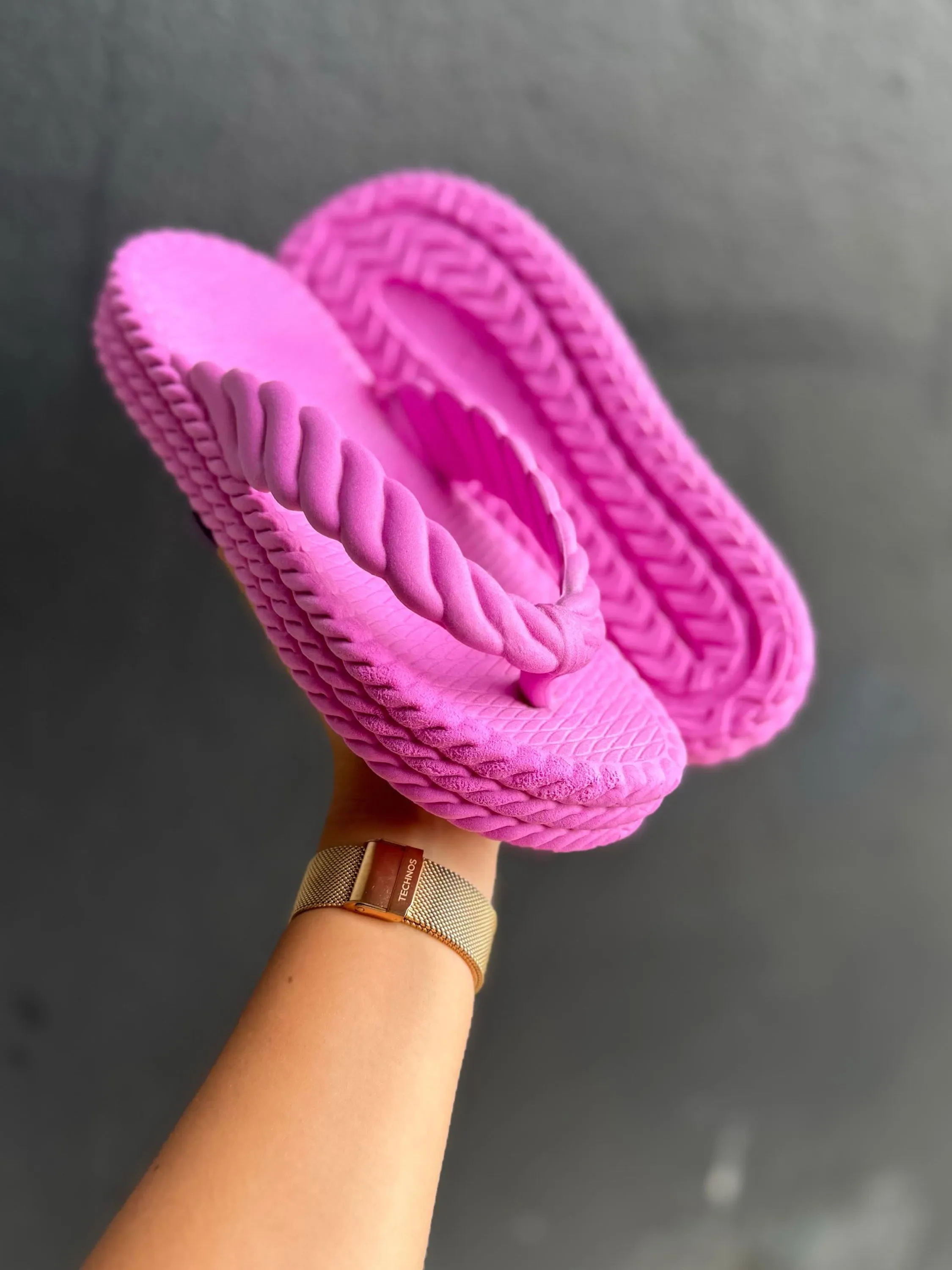 Chinelo 3 Tiras Brizza