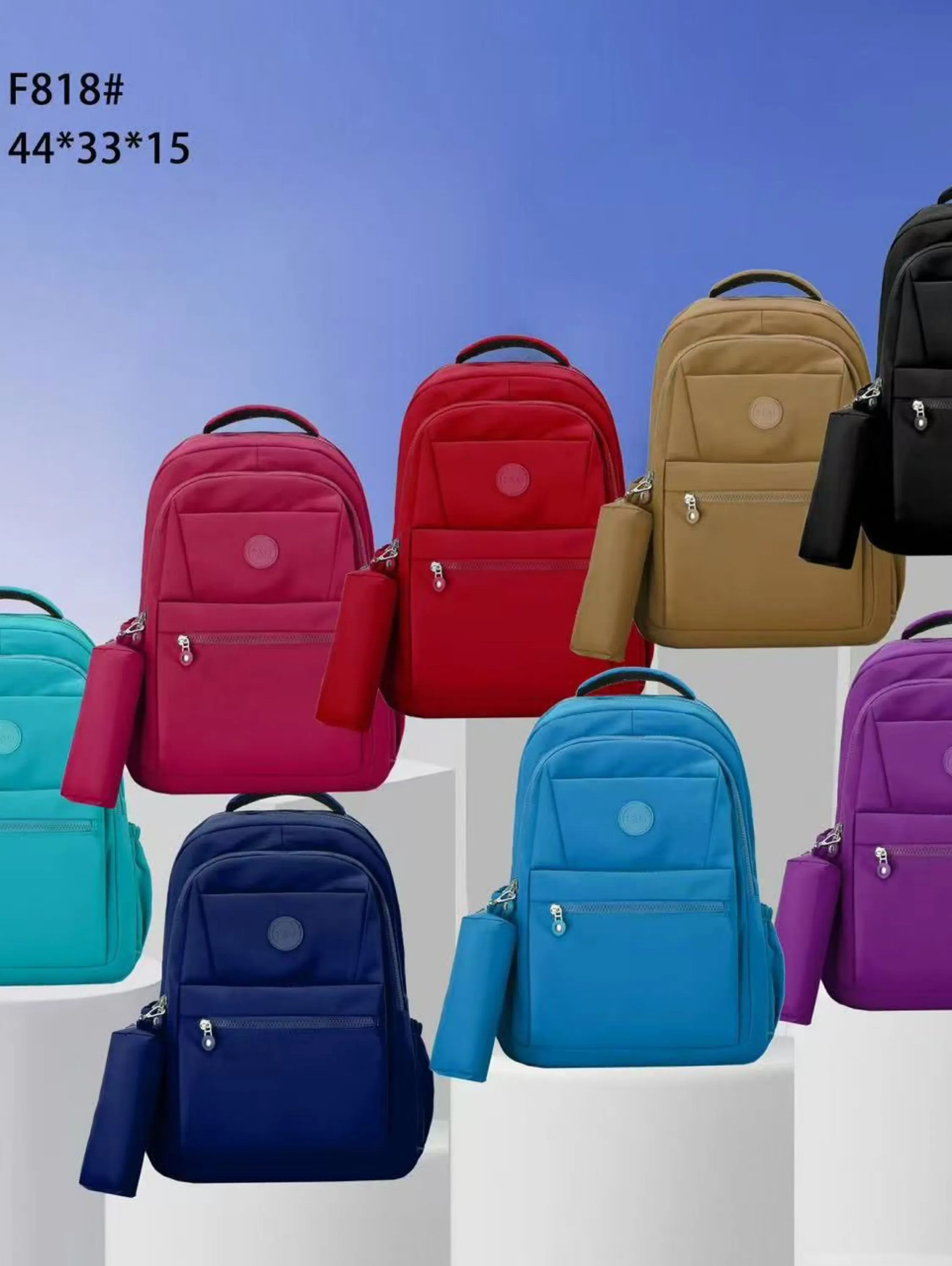 Mochila com estojo