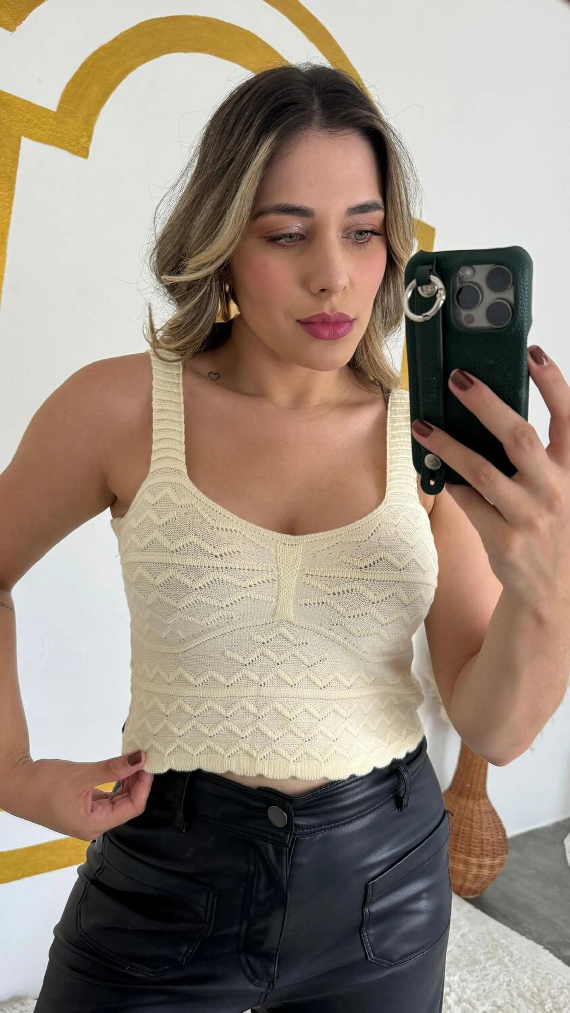 Cropped Feminino em Tricô Alças Largas Moda Casual Verão