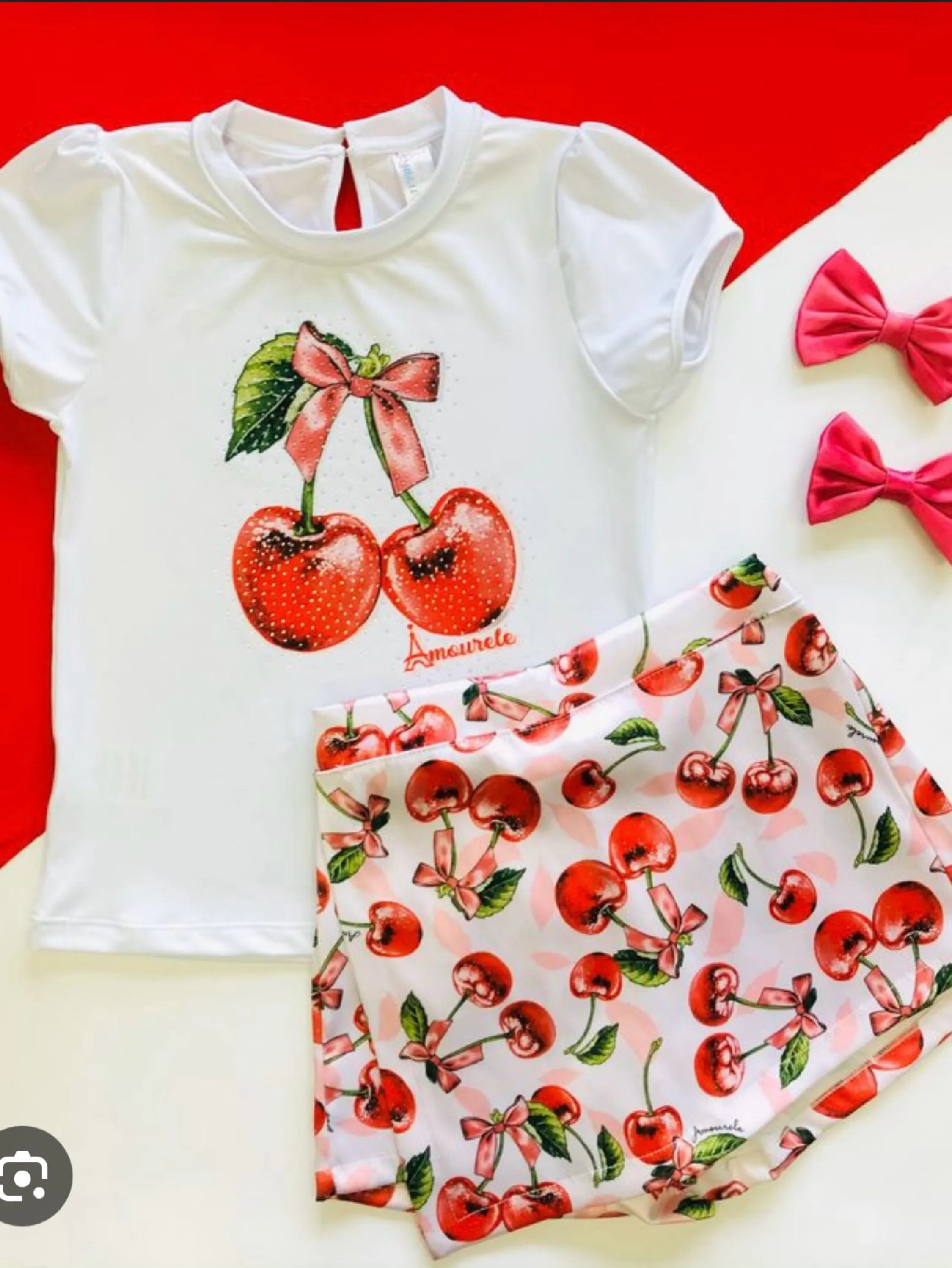 Conjunto Infantil Cerejinhas - Blusa e Short Saia 🍒