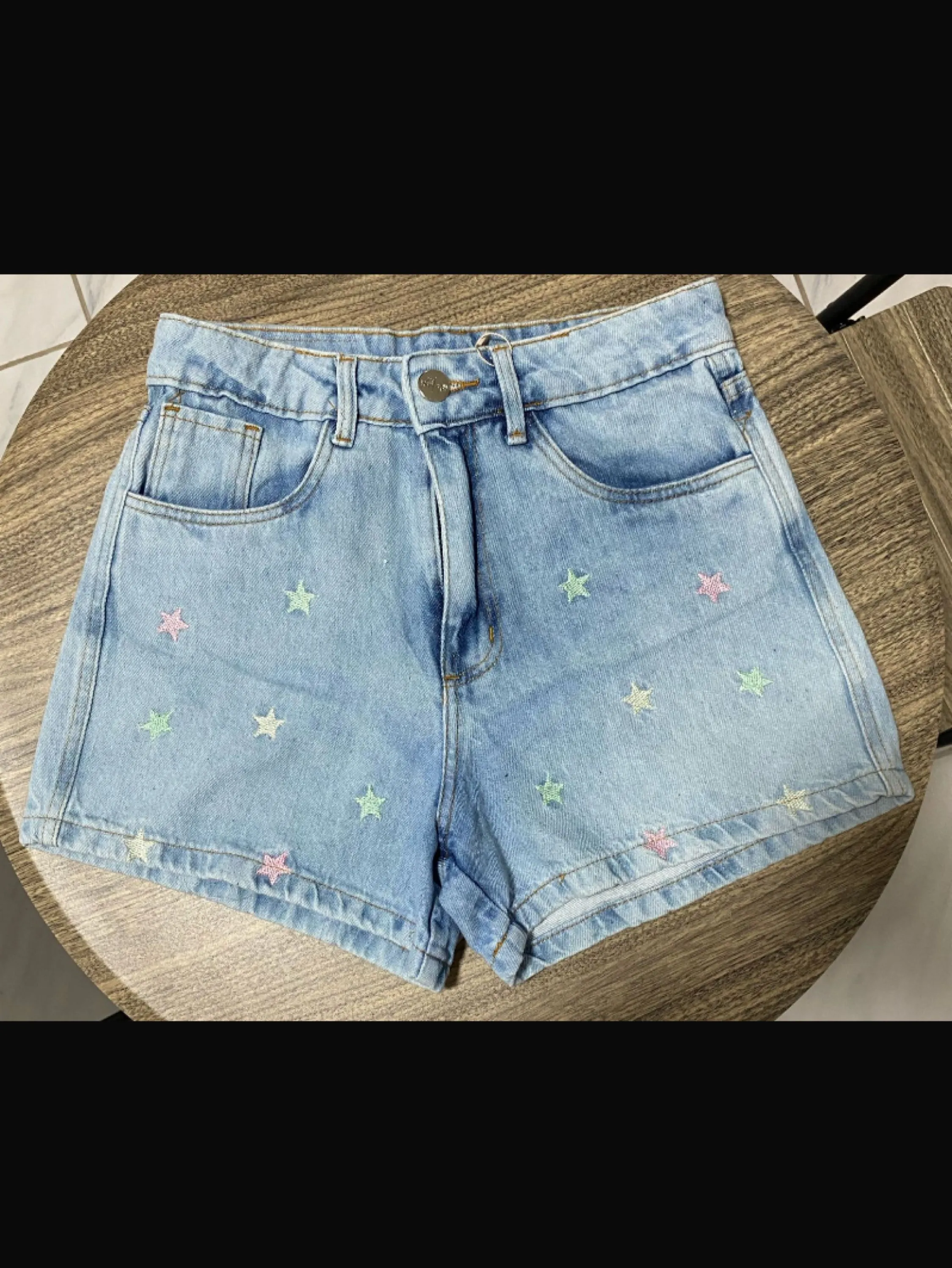 Short bordado estrelas
