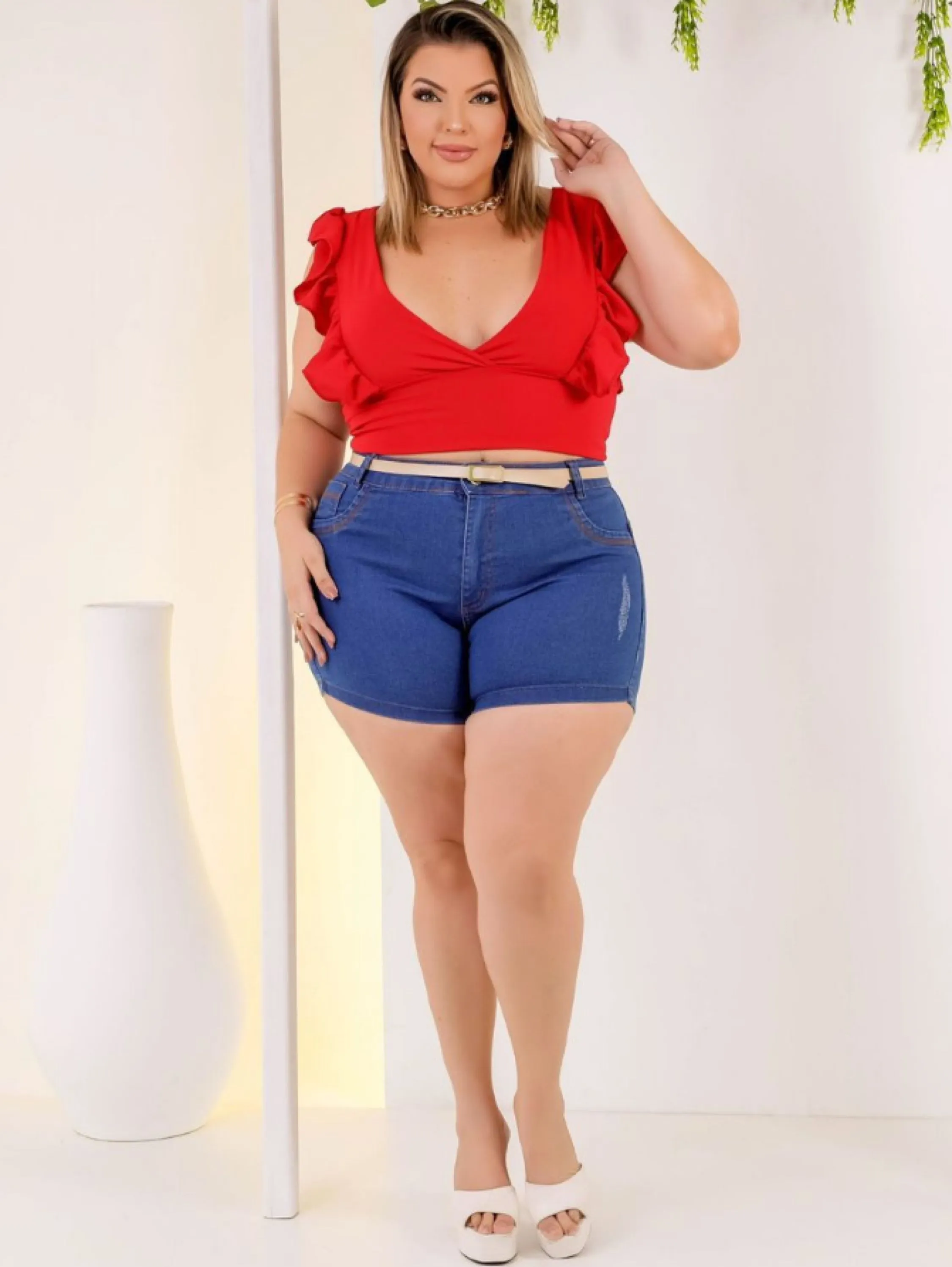 Short plus com lycra