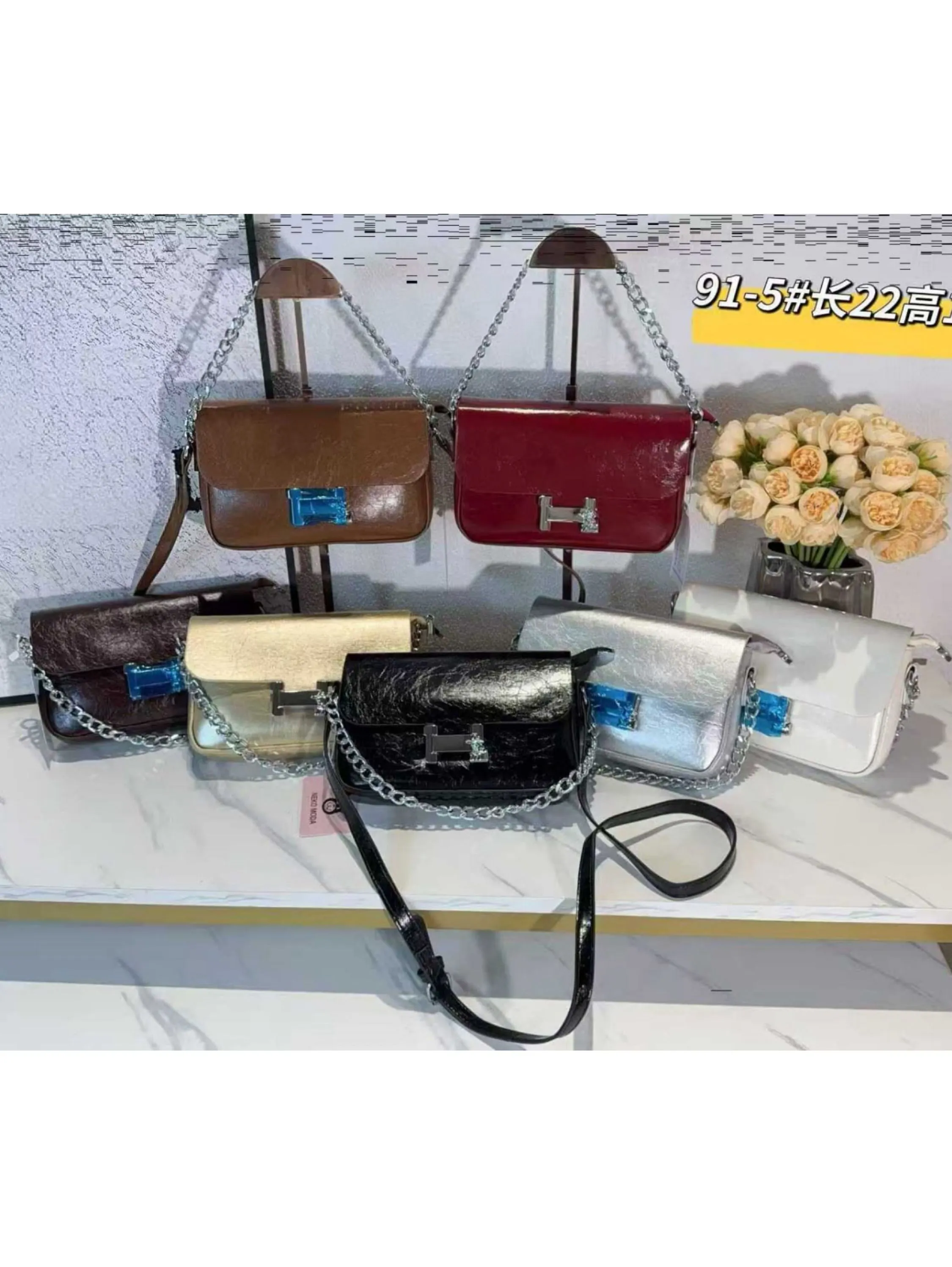bolsa feminina transversal pequena corrente cor metálica
