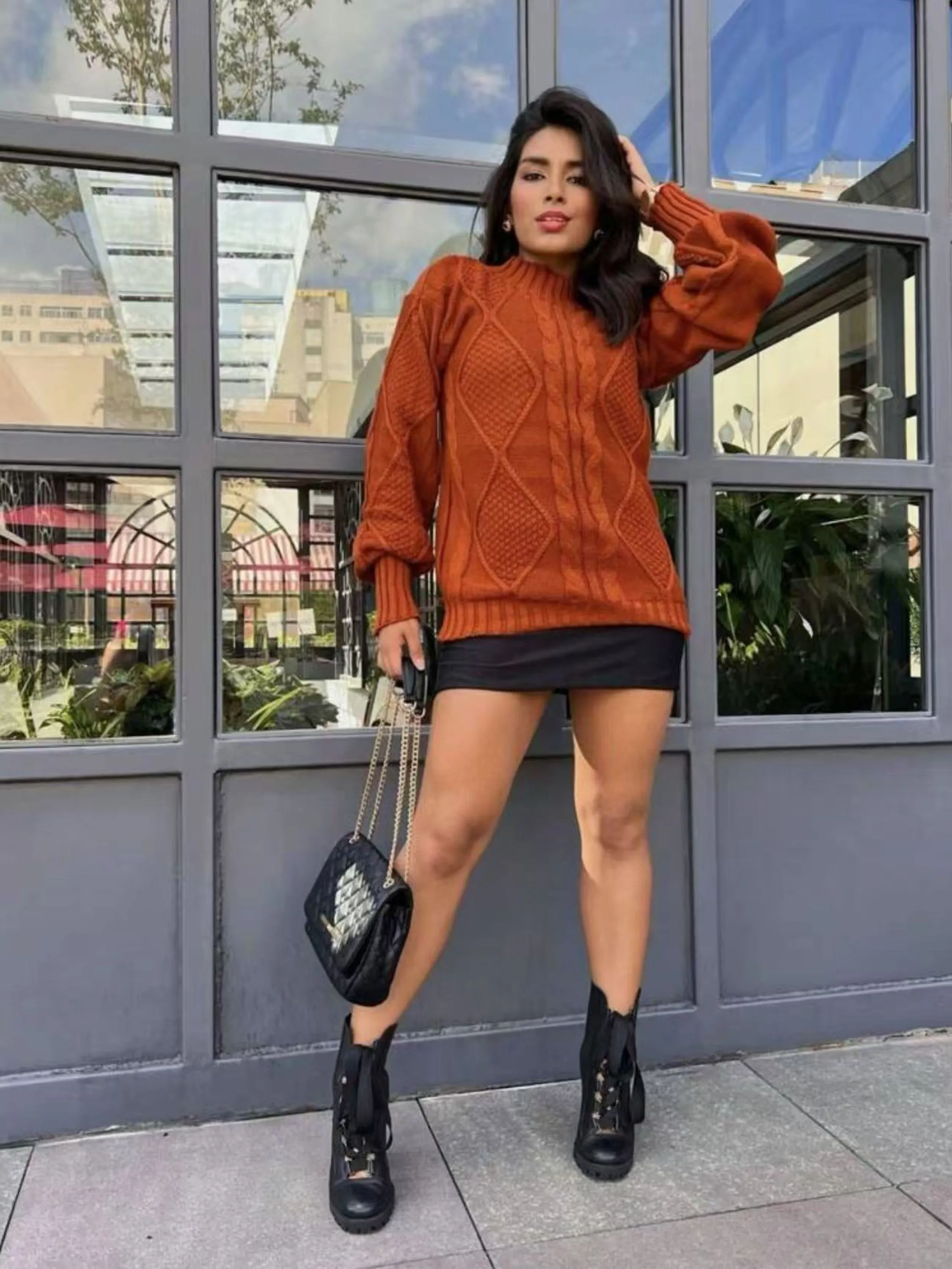 Blusa Tricô Inverno com Trama Texturizada e Mangas Bufantes