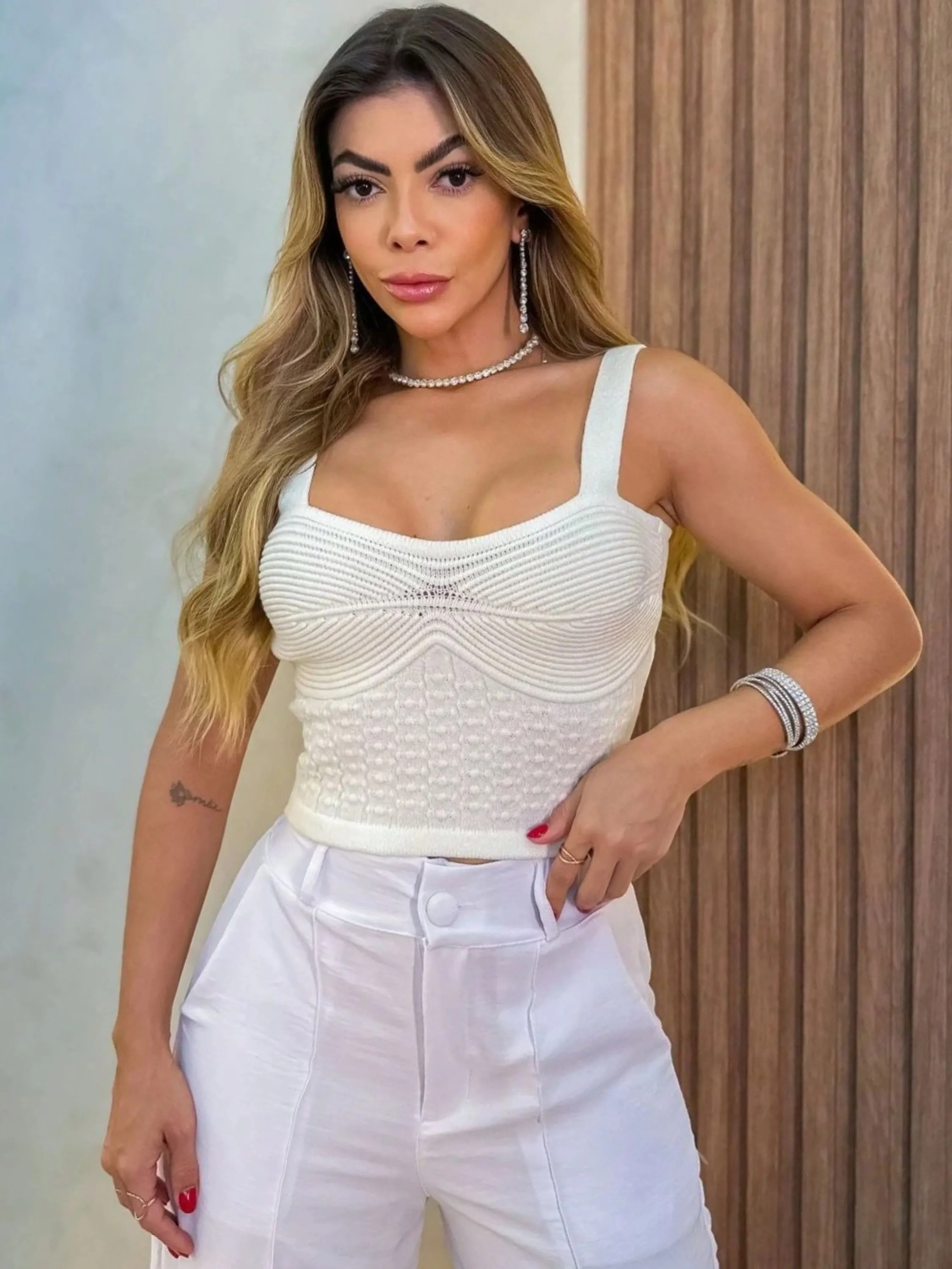 BLUSA CROPPED CORSET MODAL ALÇA LARGA TEXTURA DETALHADA