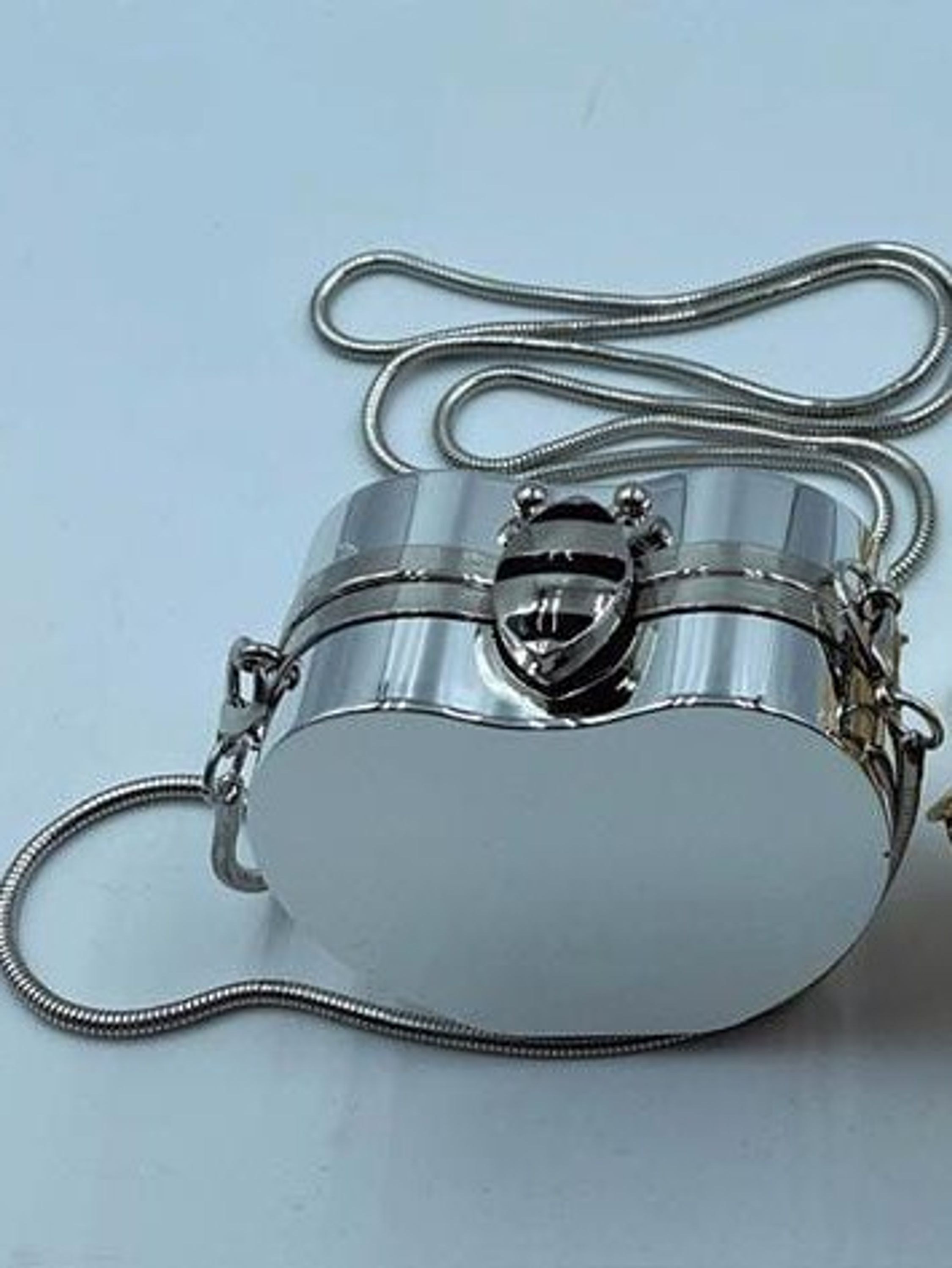 Mini bolsa de acessórios para festa com maçã