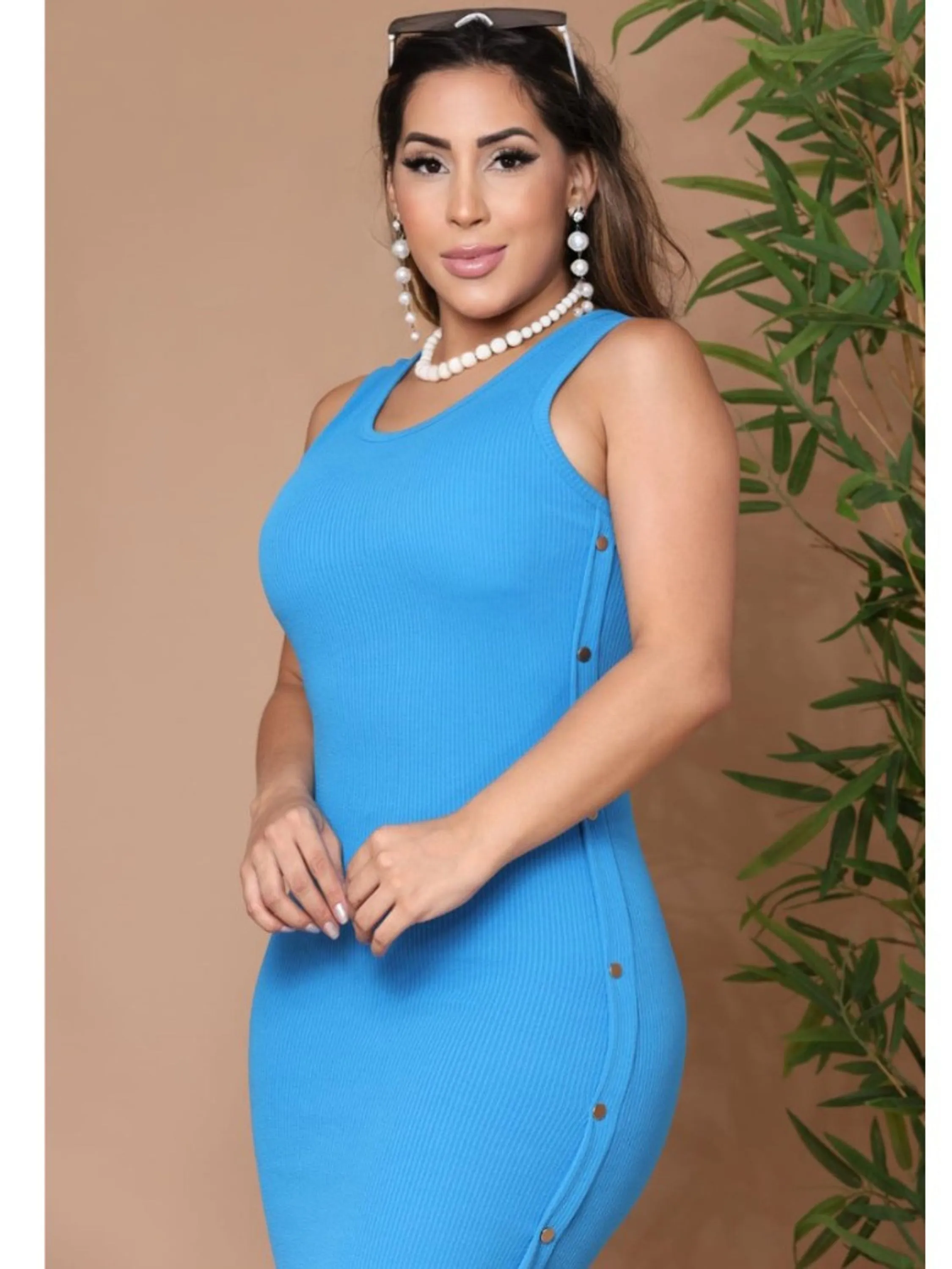 Vestido Longo Femenino com Bojo Fenda Lateral com Botões
