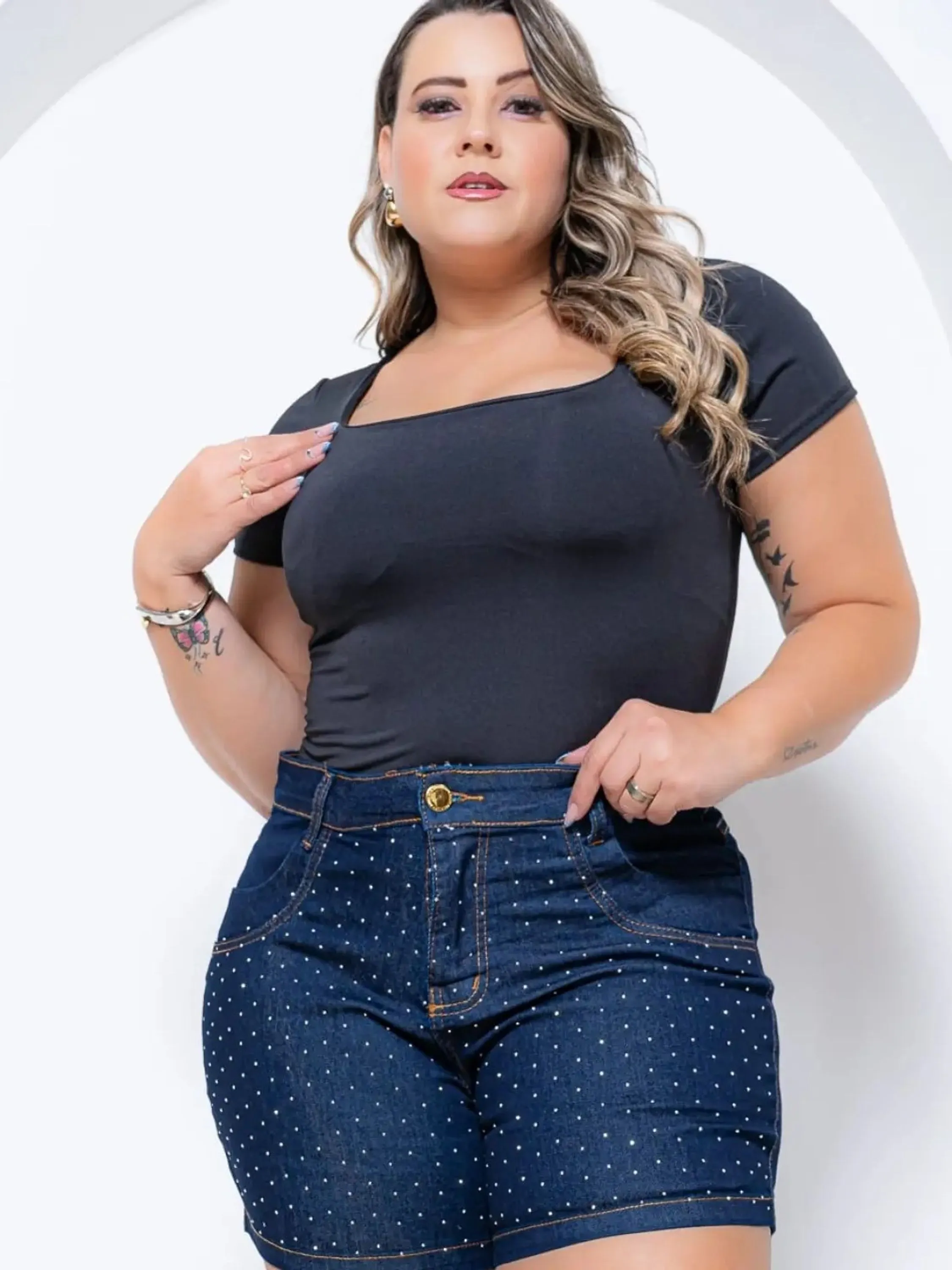 Body Plus Size Gola Quadrada