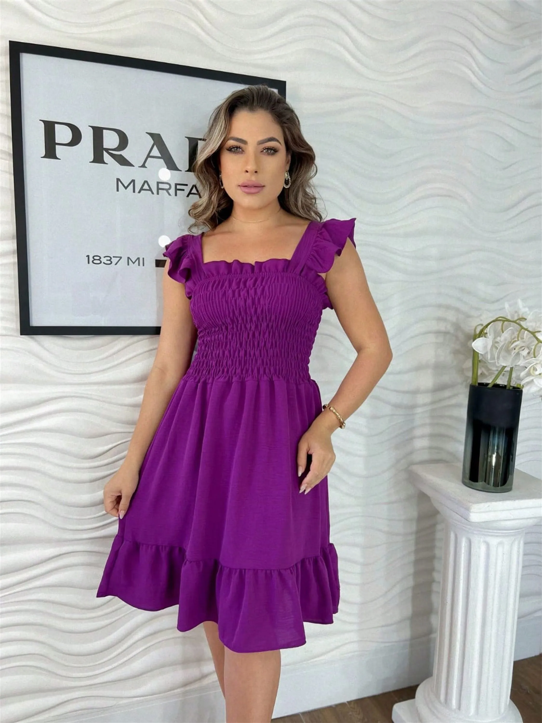 Vestido mide solido bainha com Babado com forrdo