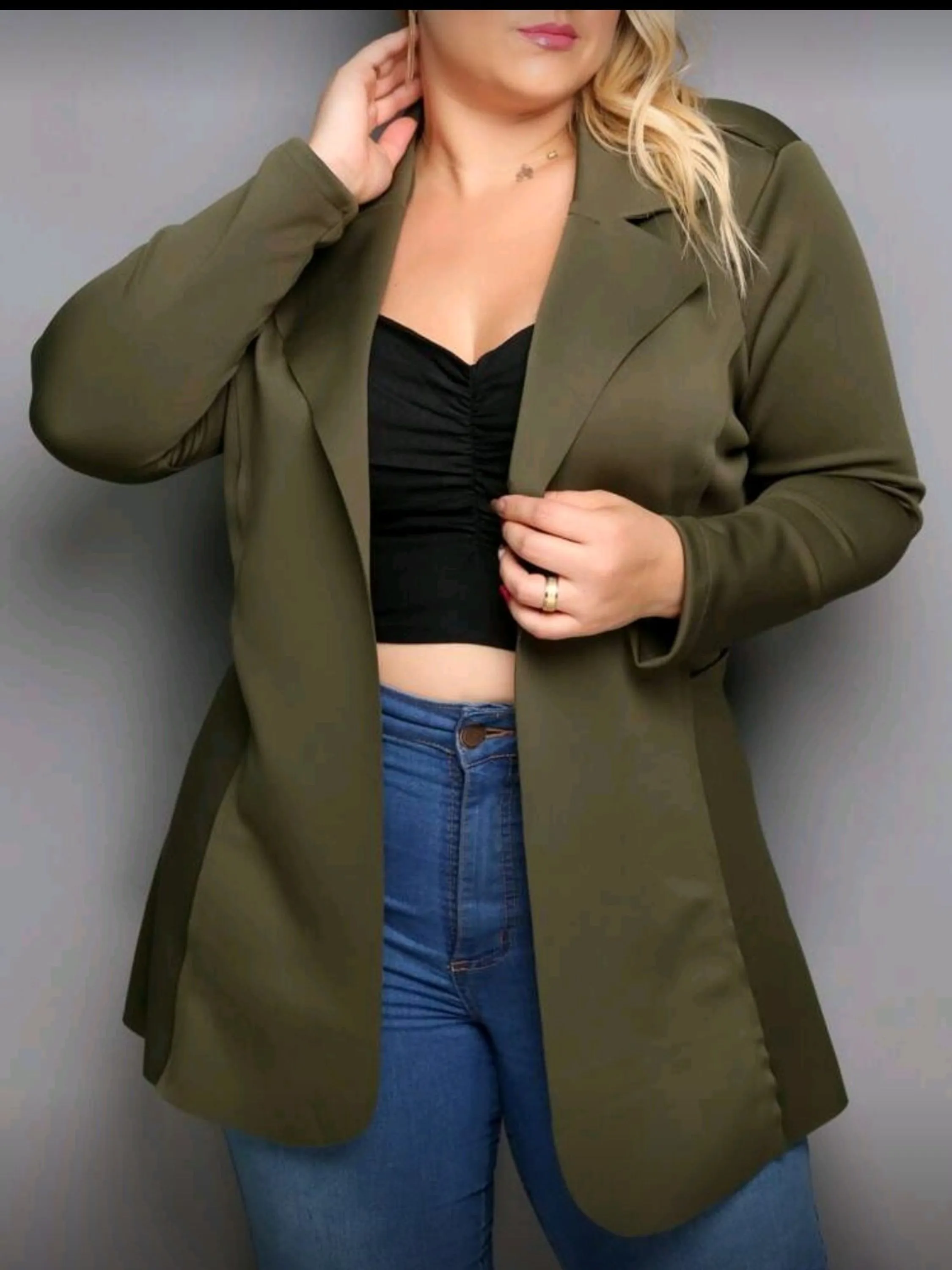 Blazer logo plus size