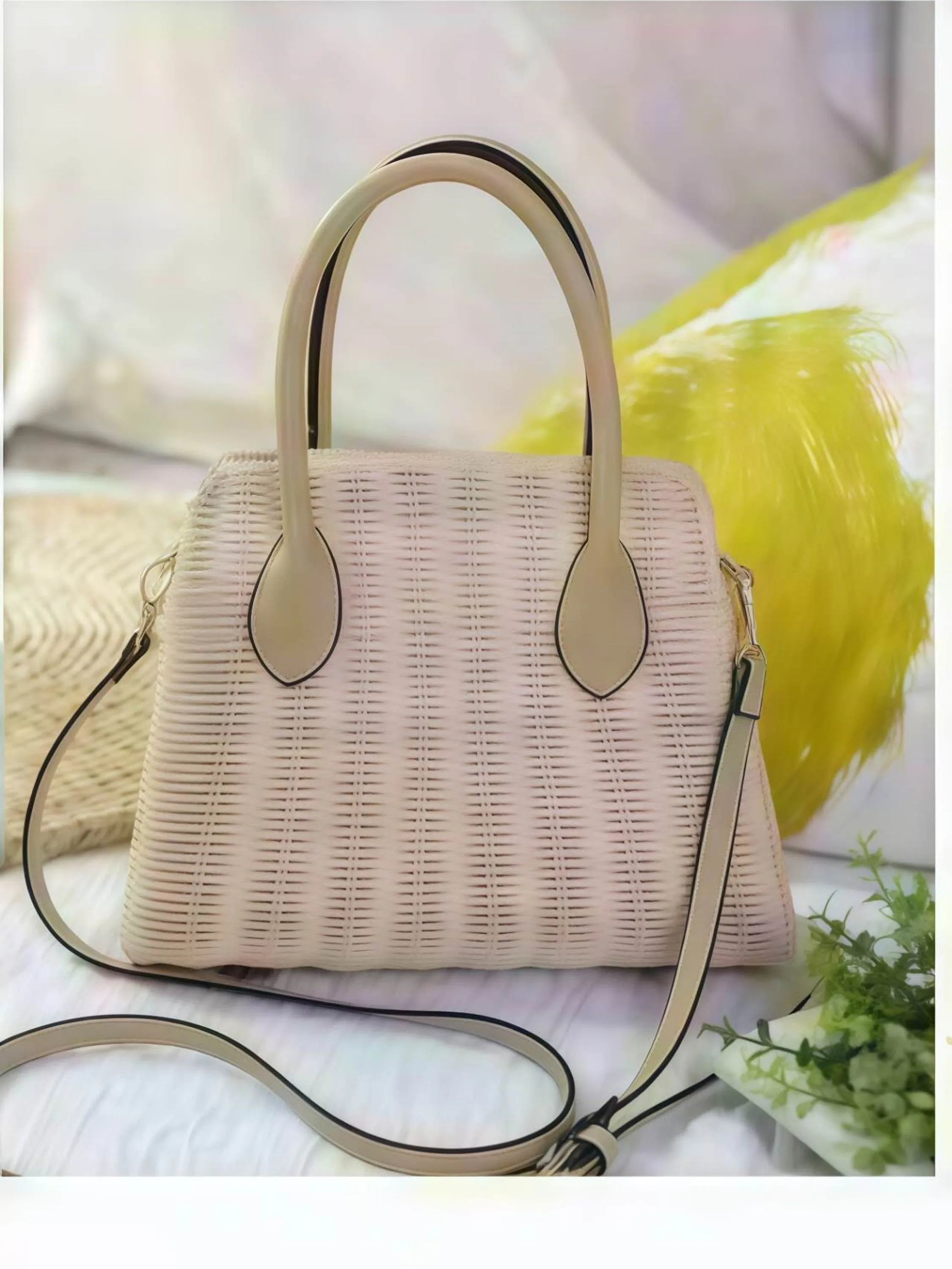 Bolsa Feita à Mão de Bambú