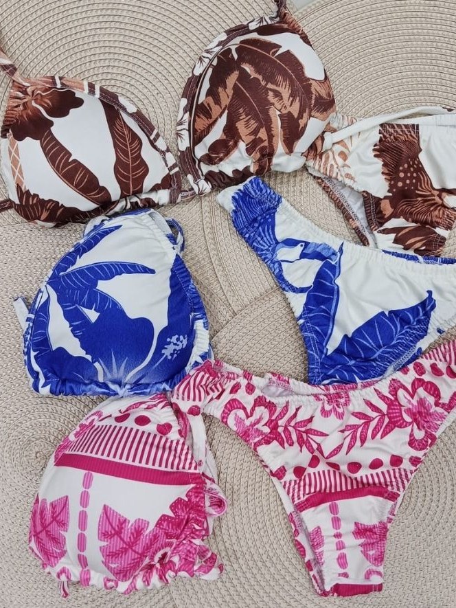 Biquini Feminino Estampa Tropical Com Bojo Asa Delta