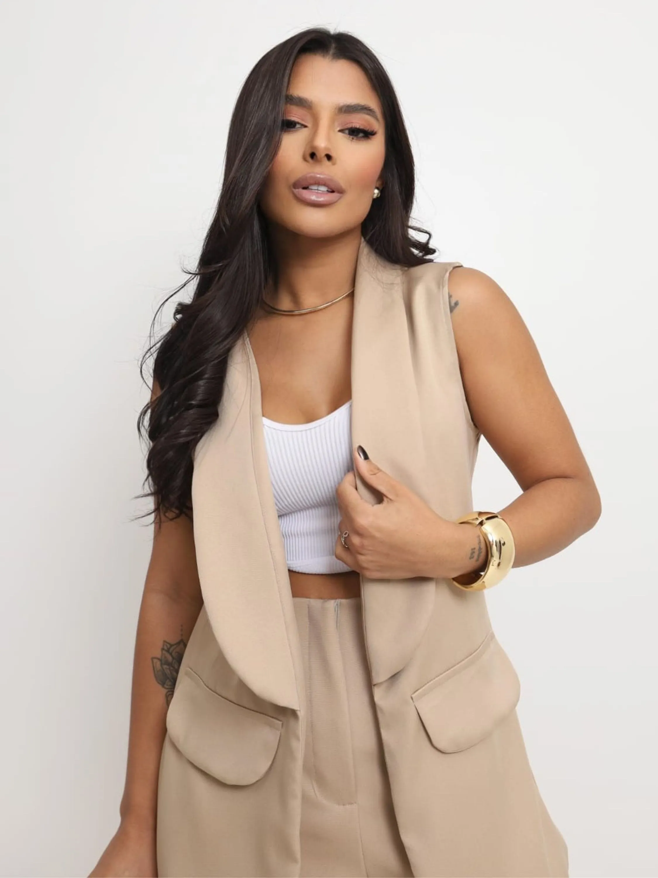 Conjunto Bru Max Colete e Short