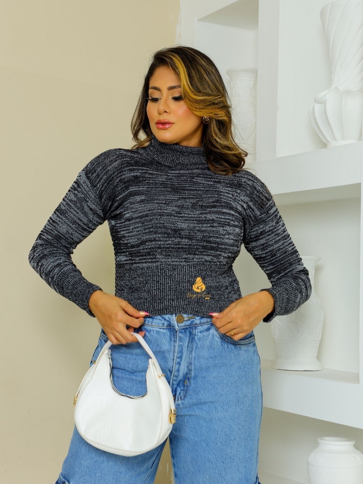 Cropped elastano com gola