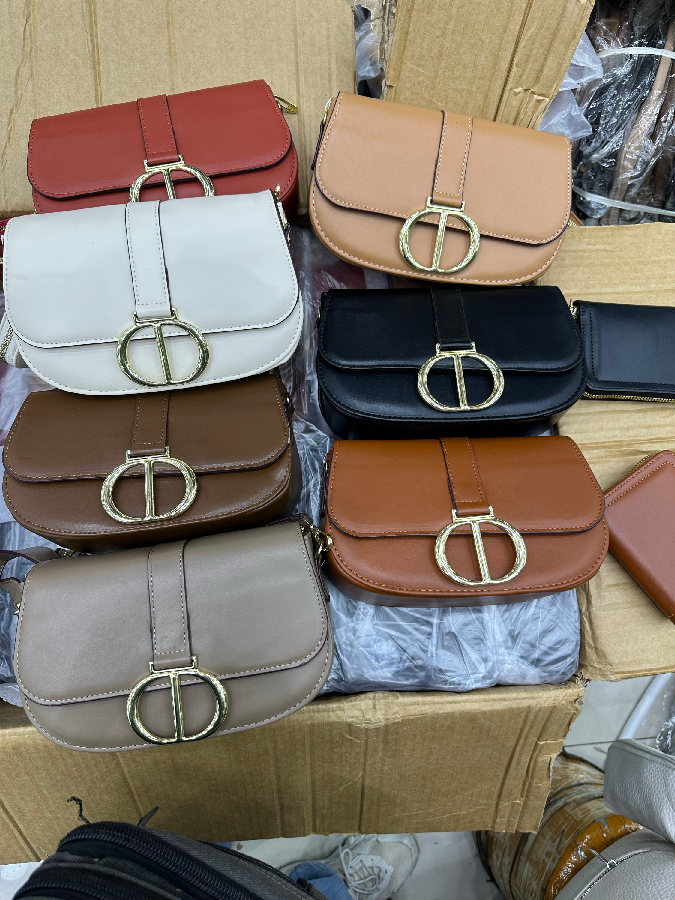 Bolsa feminina com carteira 066