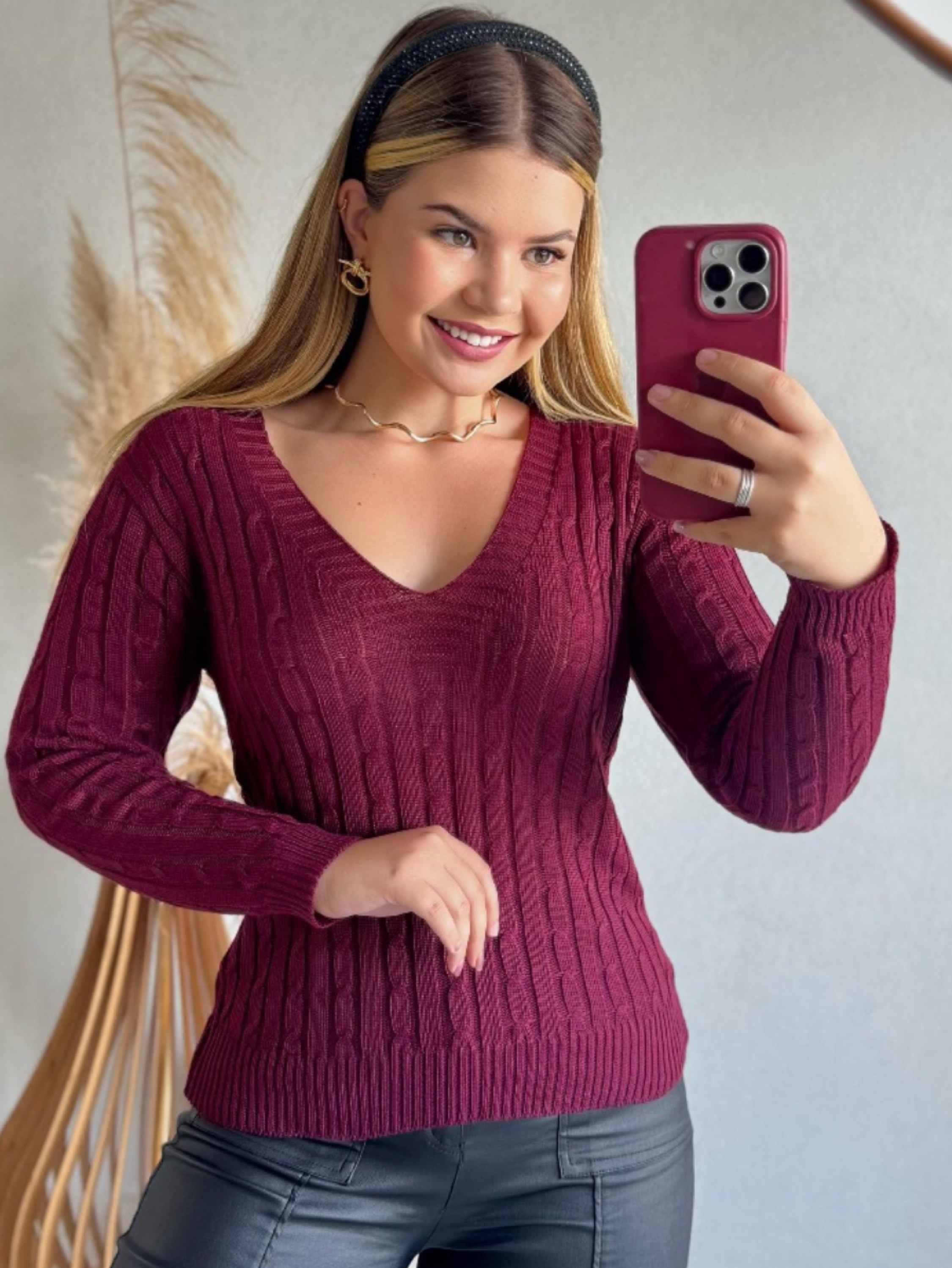 Blusa Gola V Trança Feminina