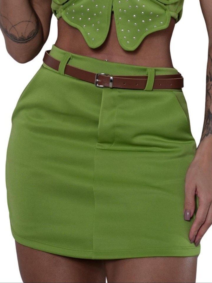 Shorts Saia Com Cinto