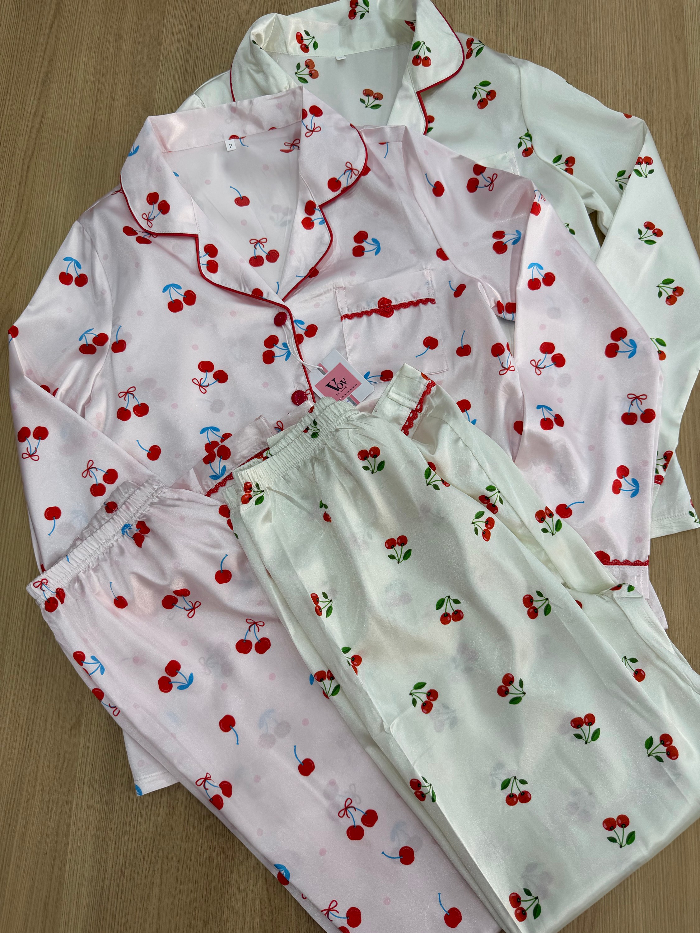 Pijama cetim cereja manga longa SC003