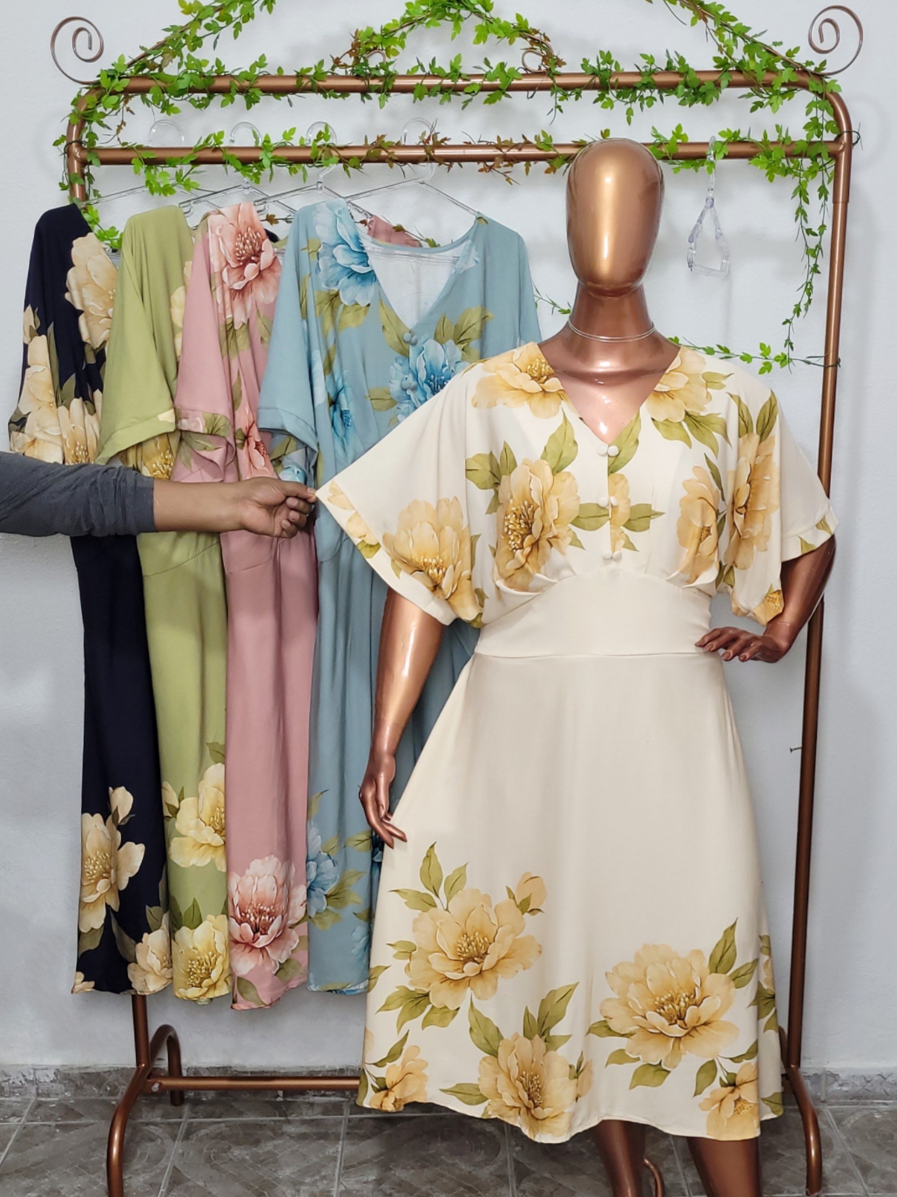 Vestido Manga Morcego Midi