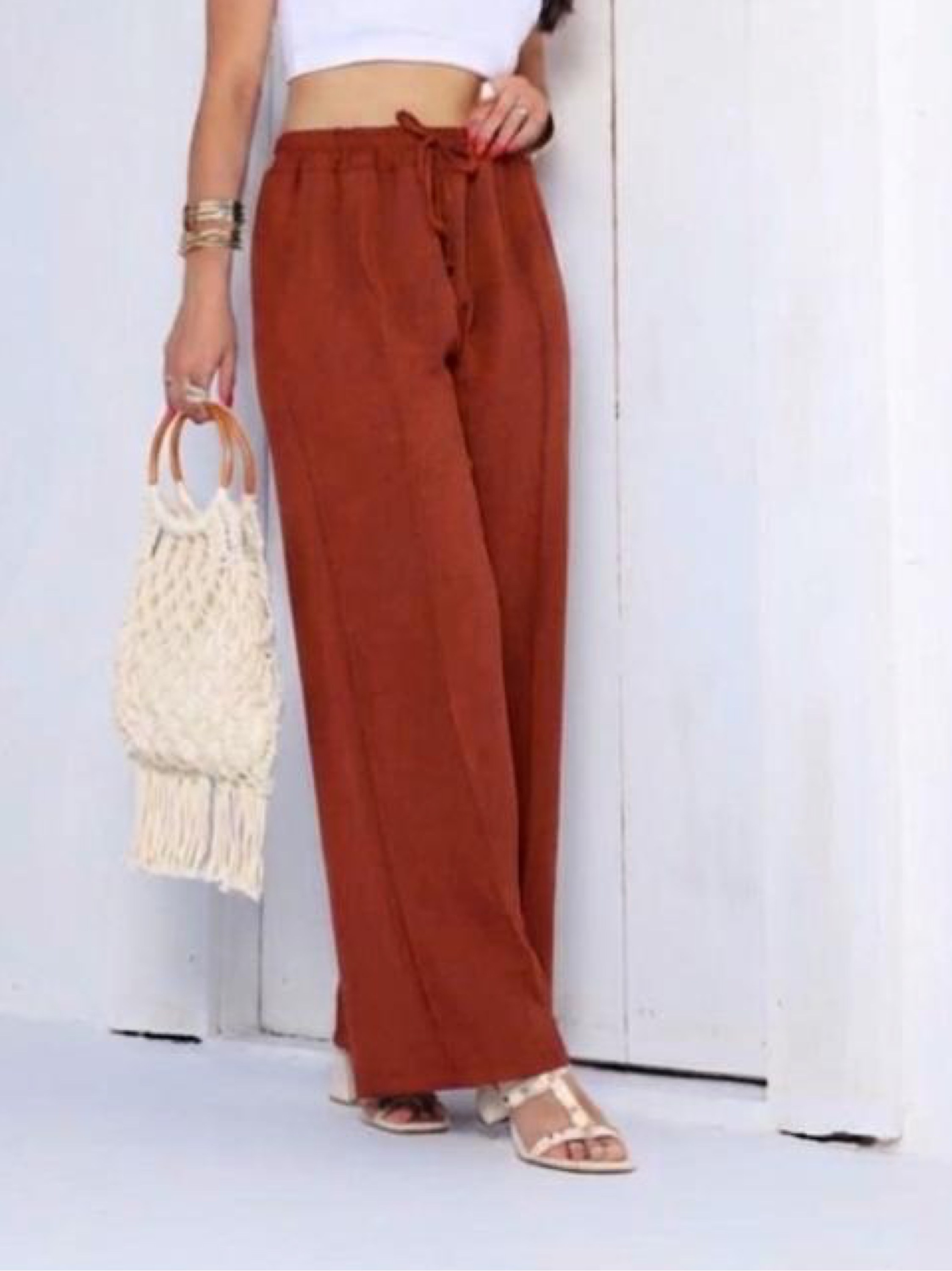 Calça feminina pantalona tecido duna