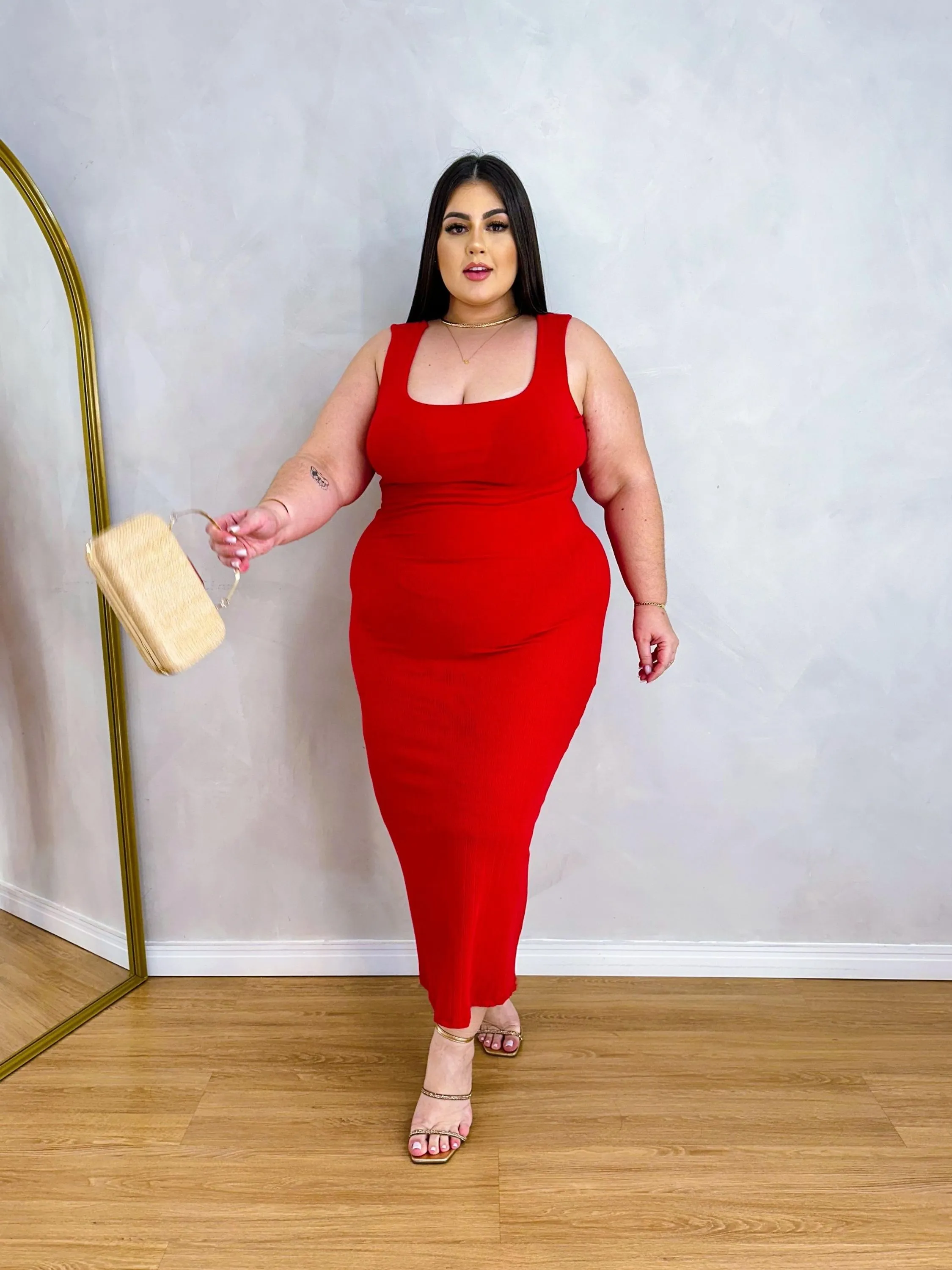 VESTIDO CANELADO PREMIUM CAROLINE PLUS SIZE