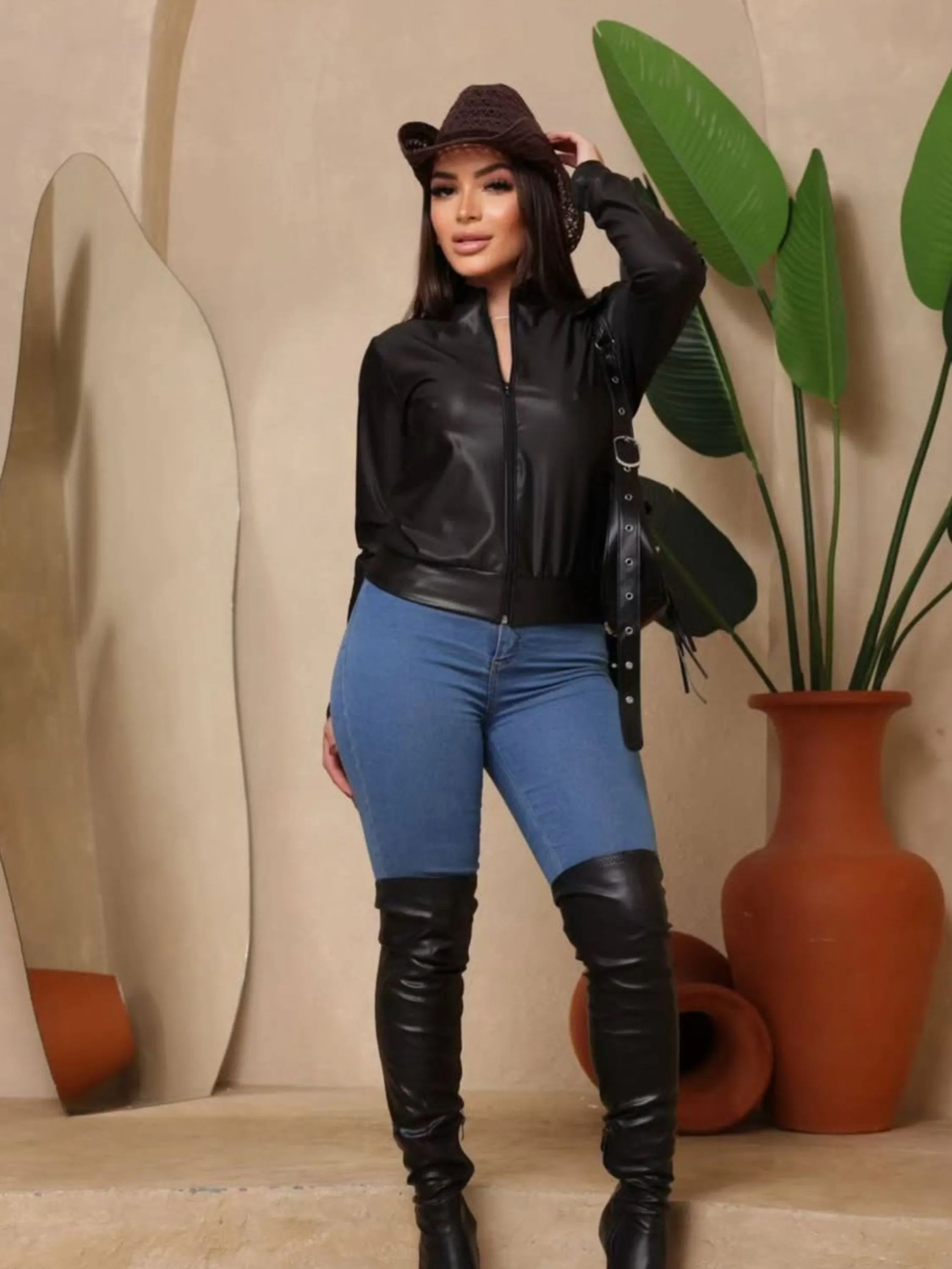 Jaqueta Bomber Cirrê Manga Longa
