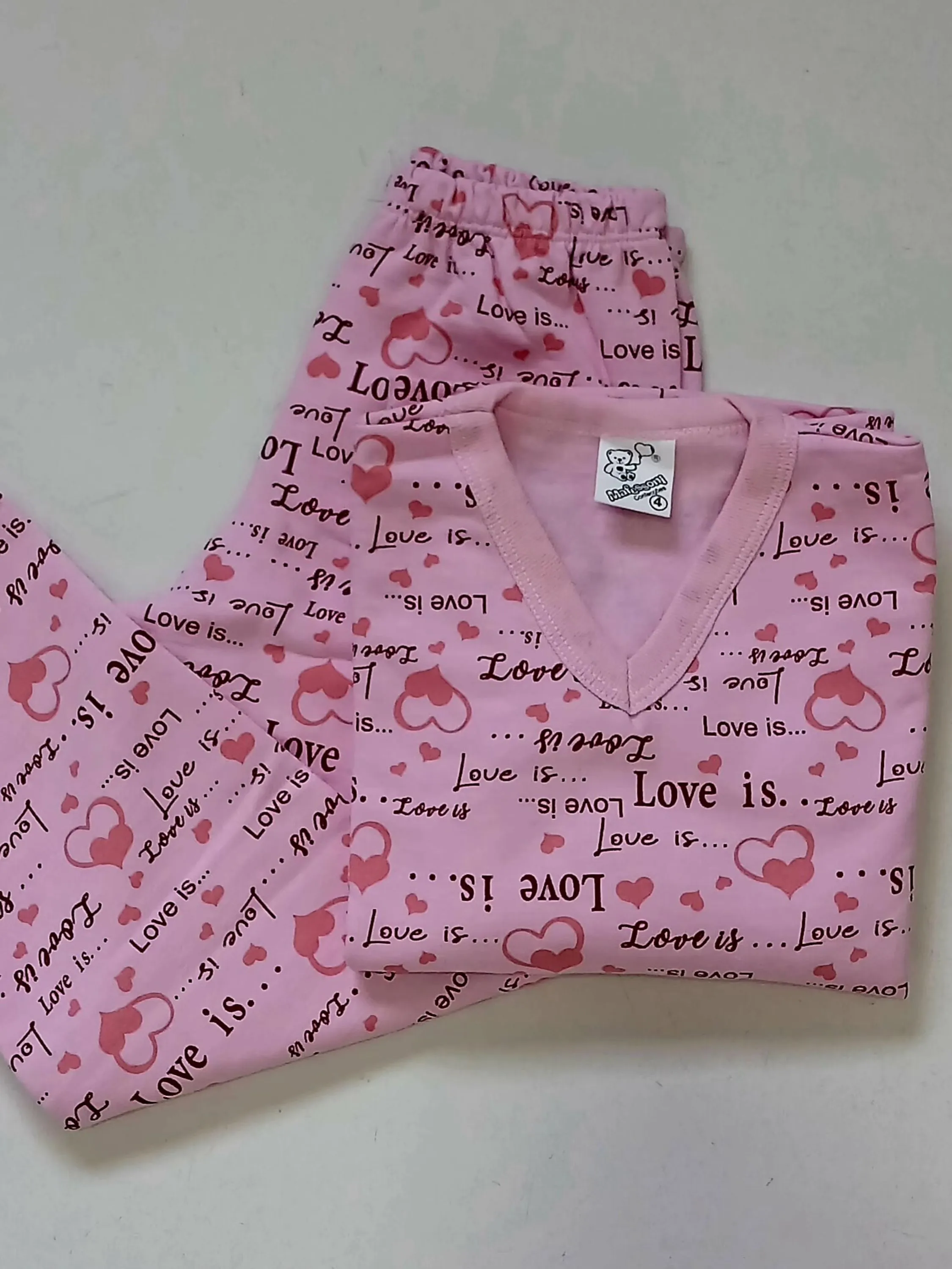 Pijama infantil Menina estampada tamanho 4
