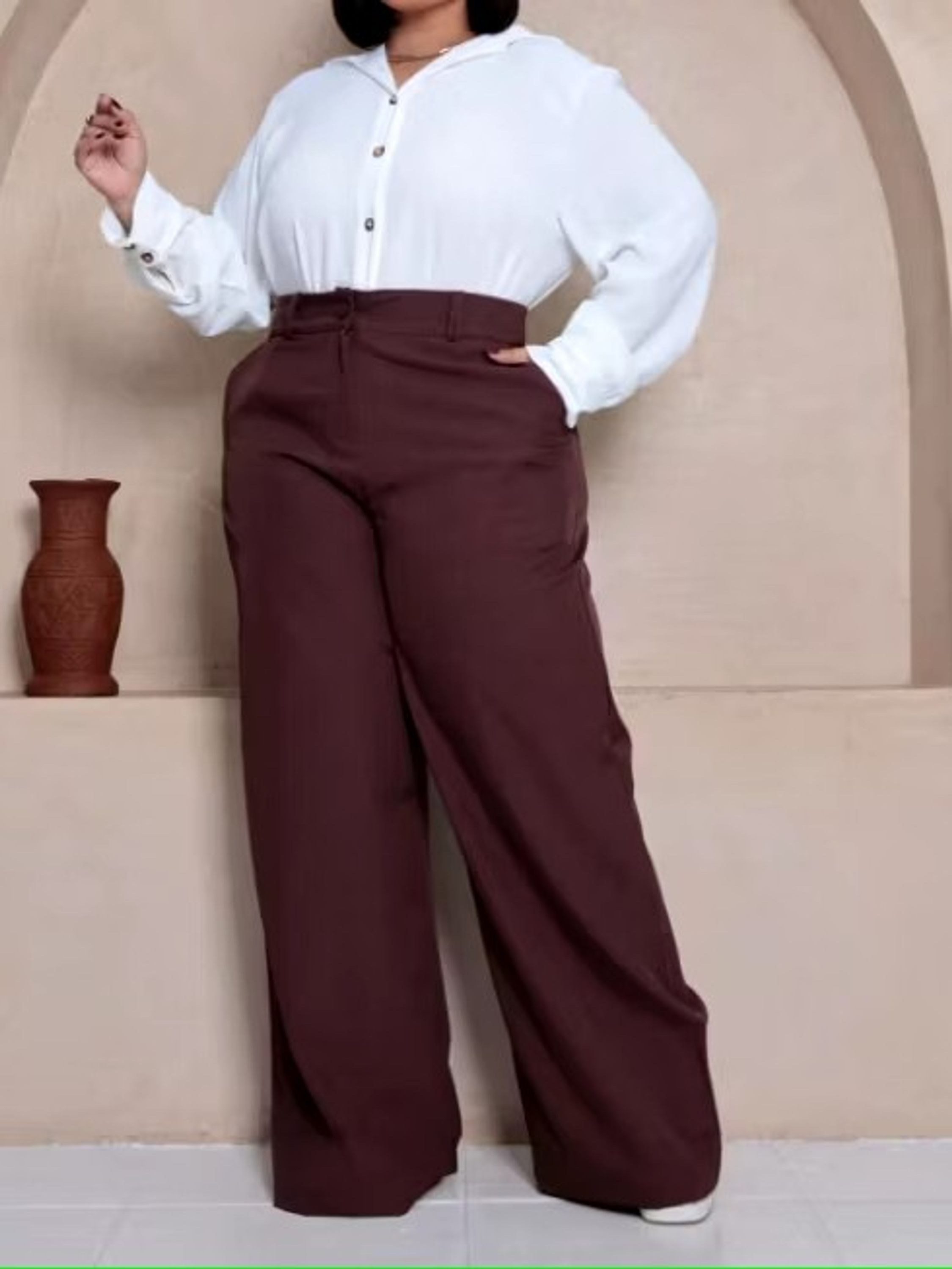 Calça Pantalona Plus Size Elegante