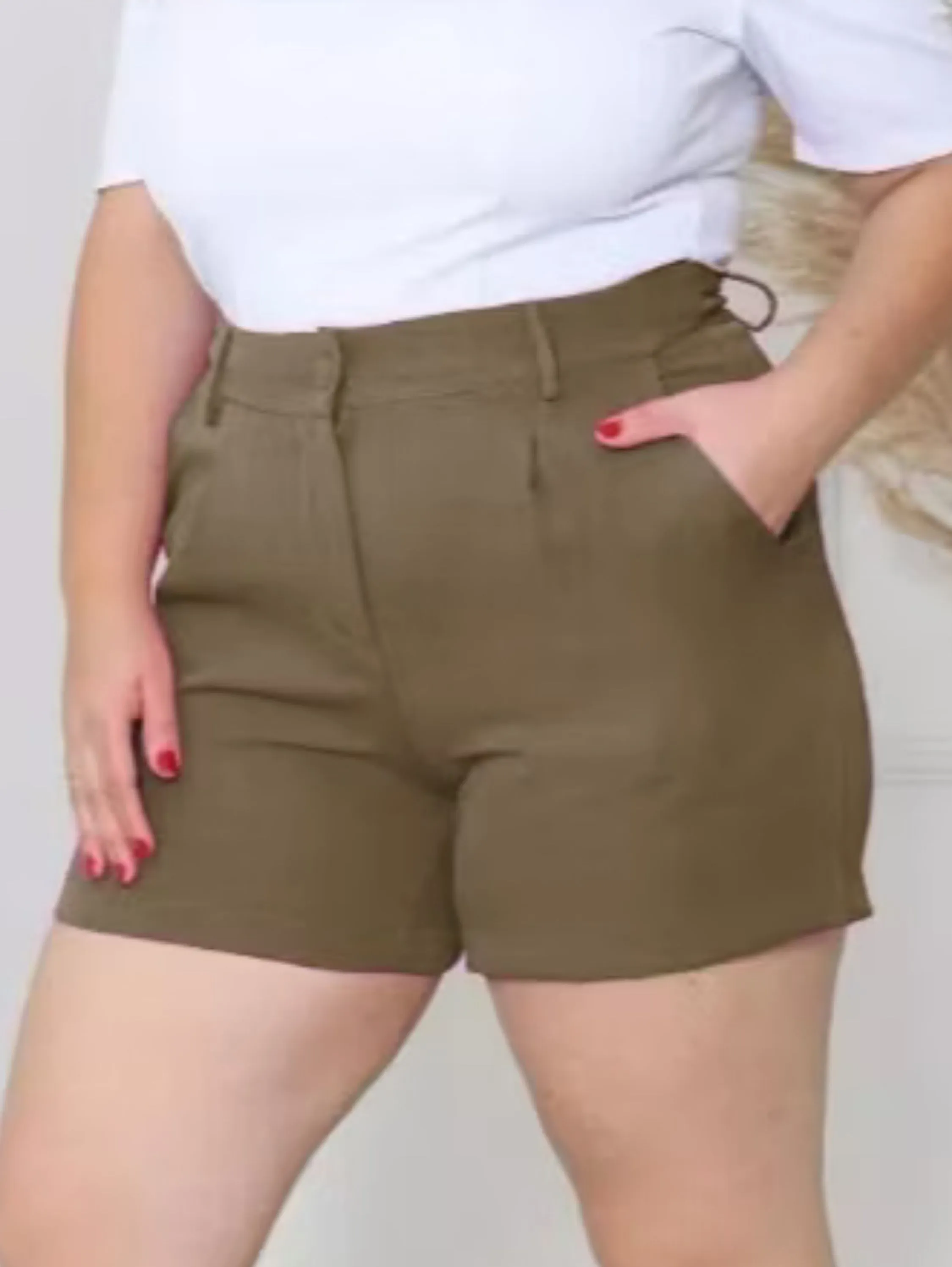 Short Alfaiataria Plus Size sem barra