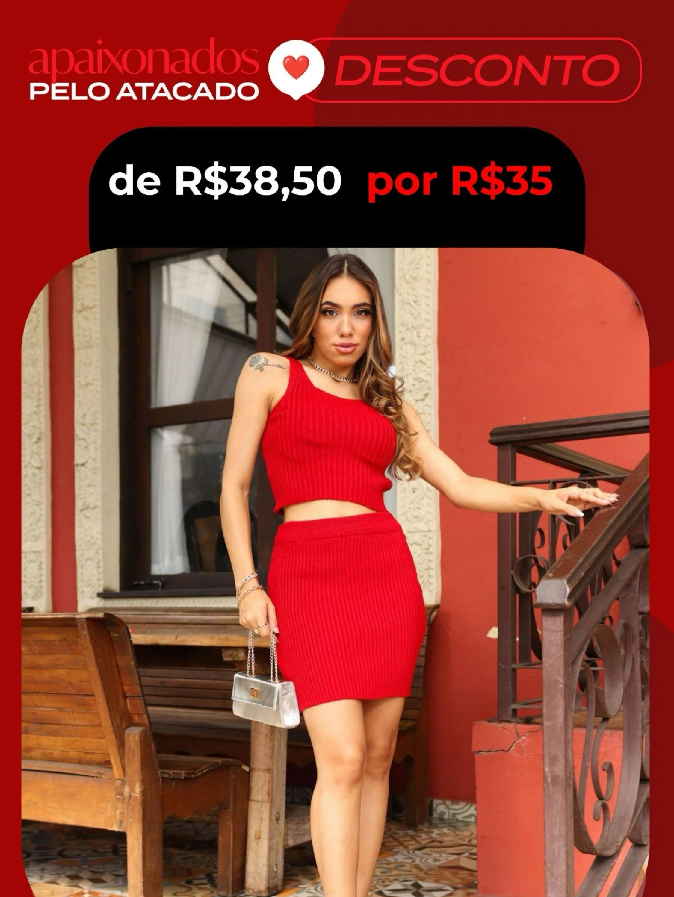 Conjunto Tricô Canelado Saia e Cropped