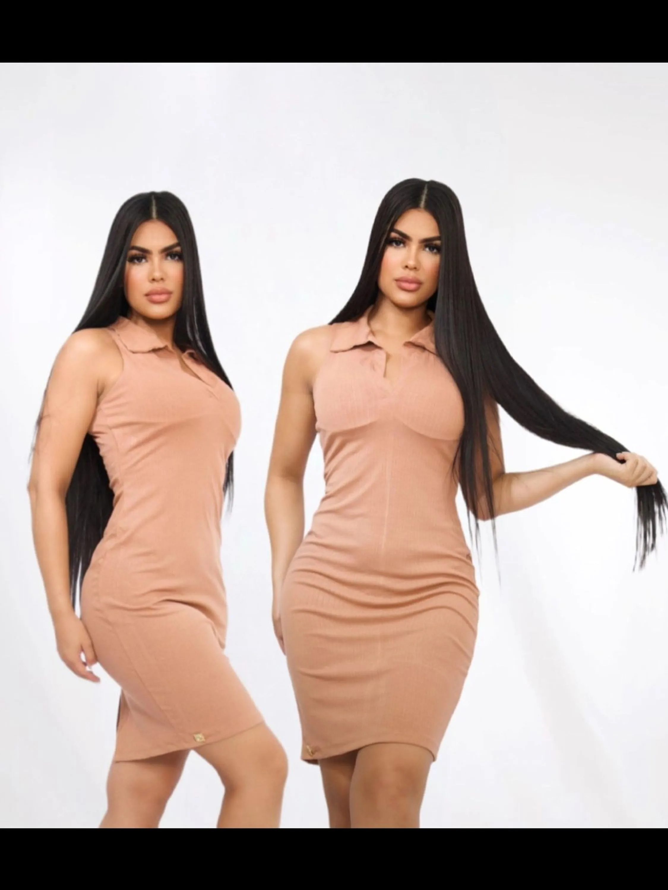 Vestido sem manga com gola e buraco nas costas