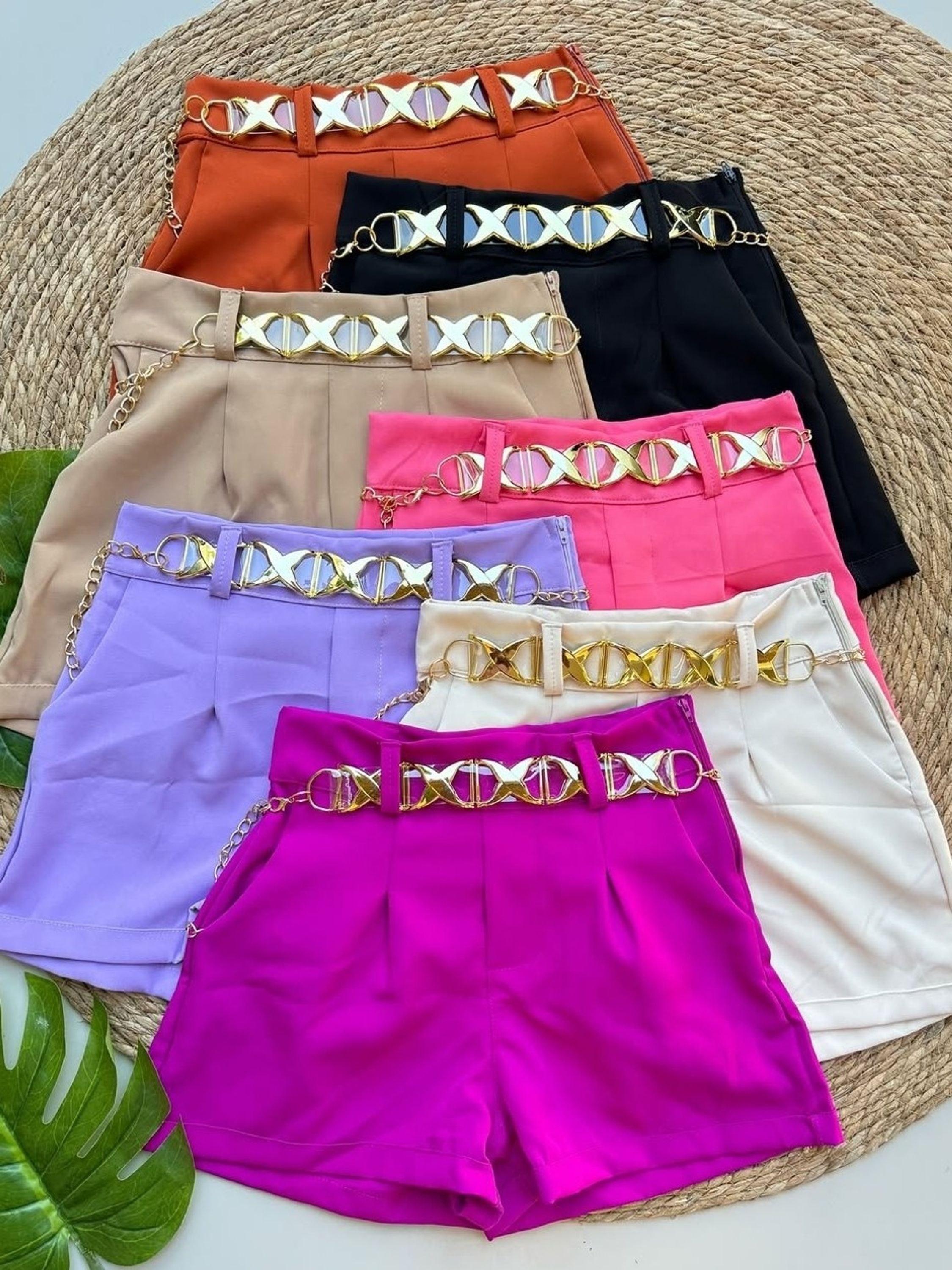 Shorts alfaitaria com cinto X