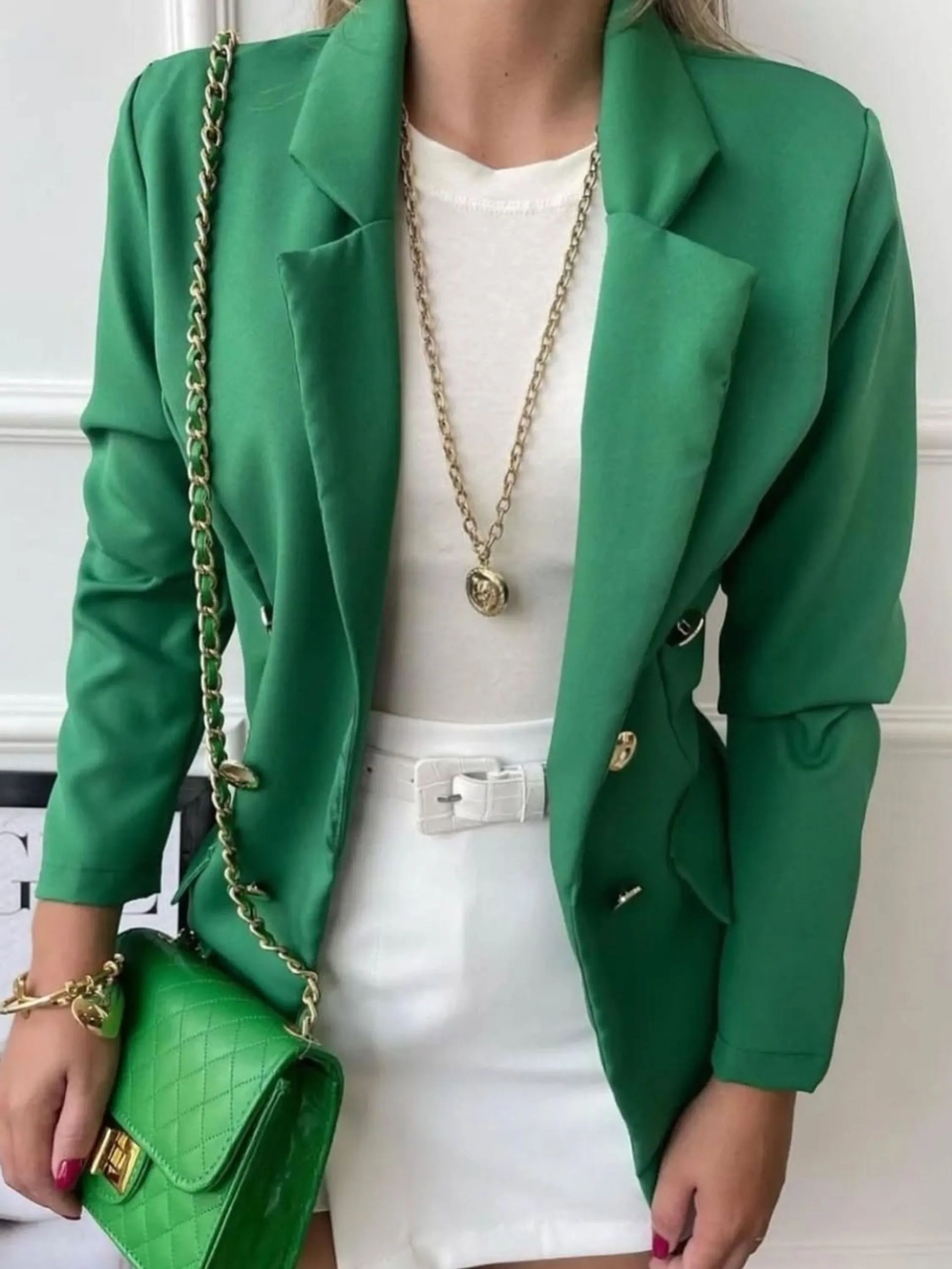 Blazer alfaitaria botões dourados