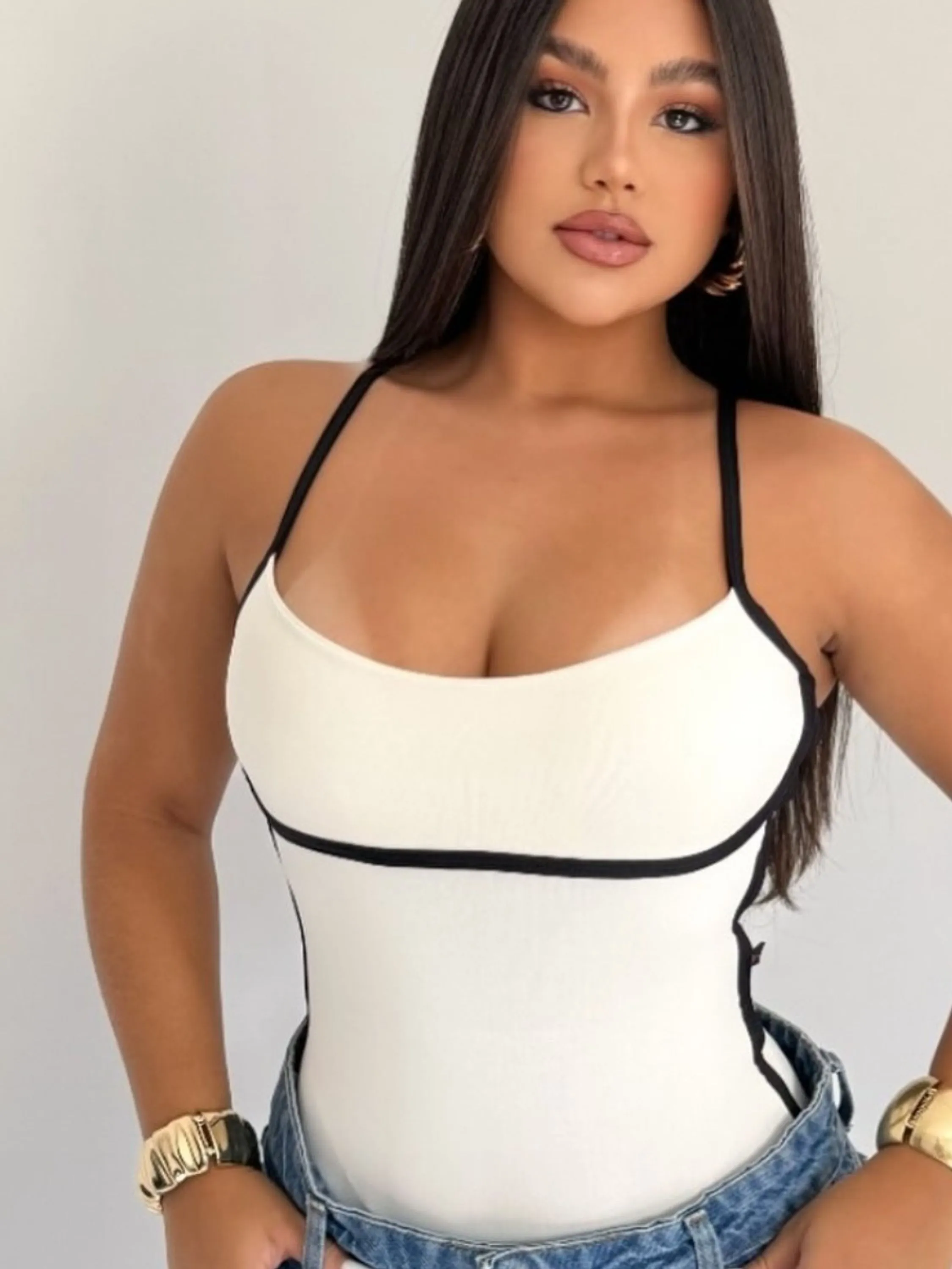 Body bicolor com alças