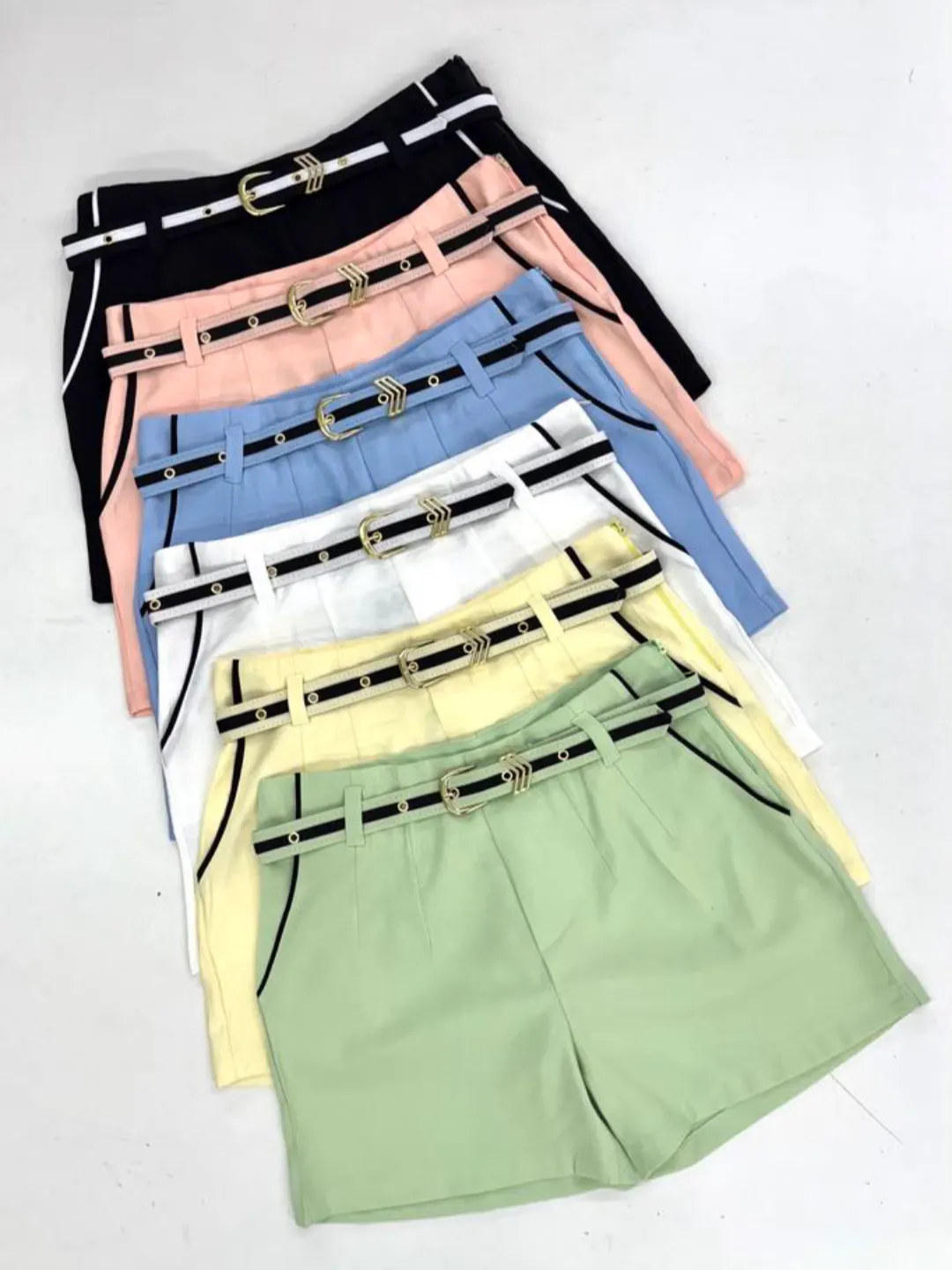 Shorts Marrrant com cinto