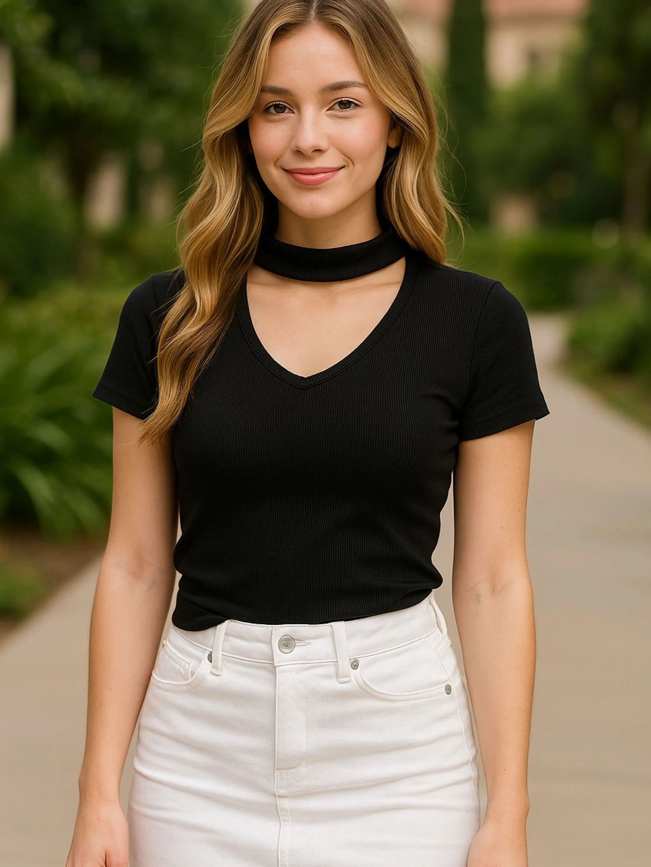Blusa gola choker