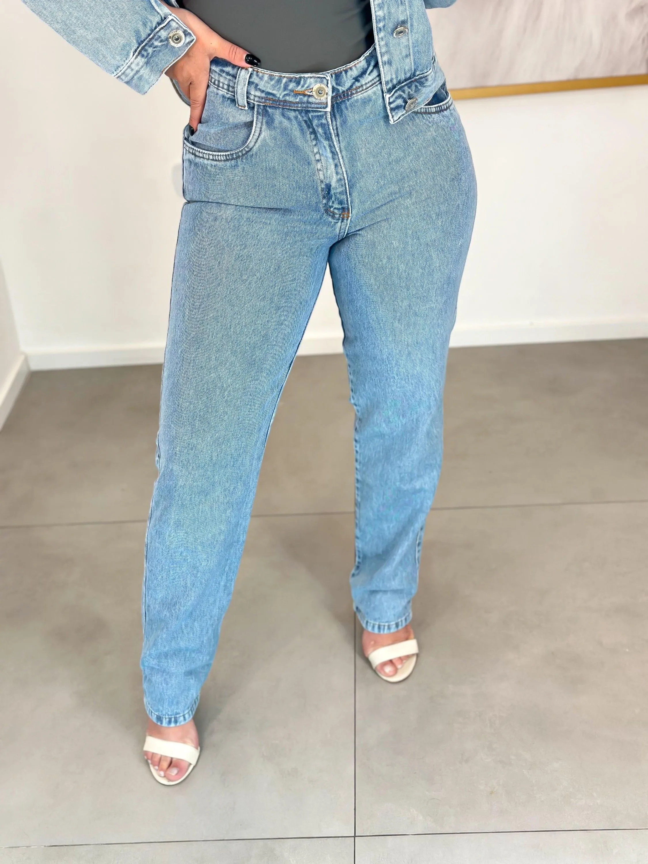 Calça jeans mom 100% algodão