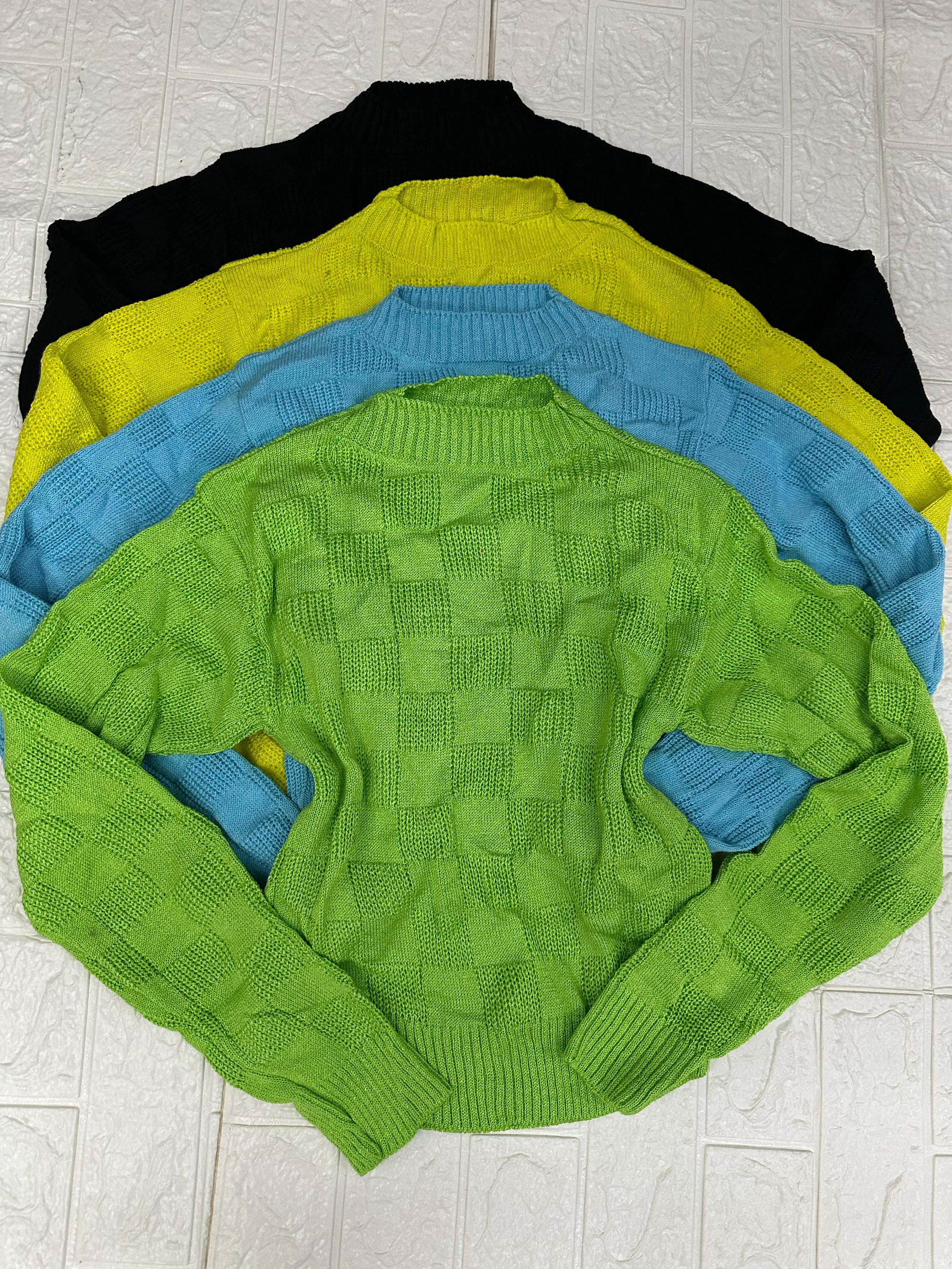 Blusa cropped de modal promoção