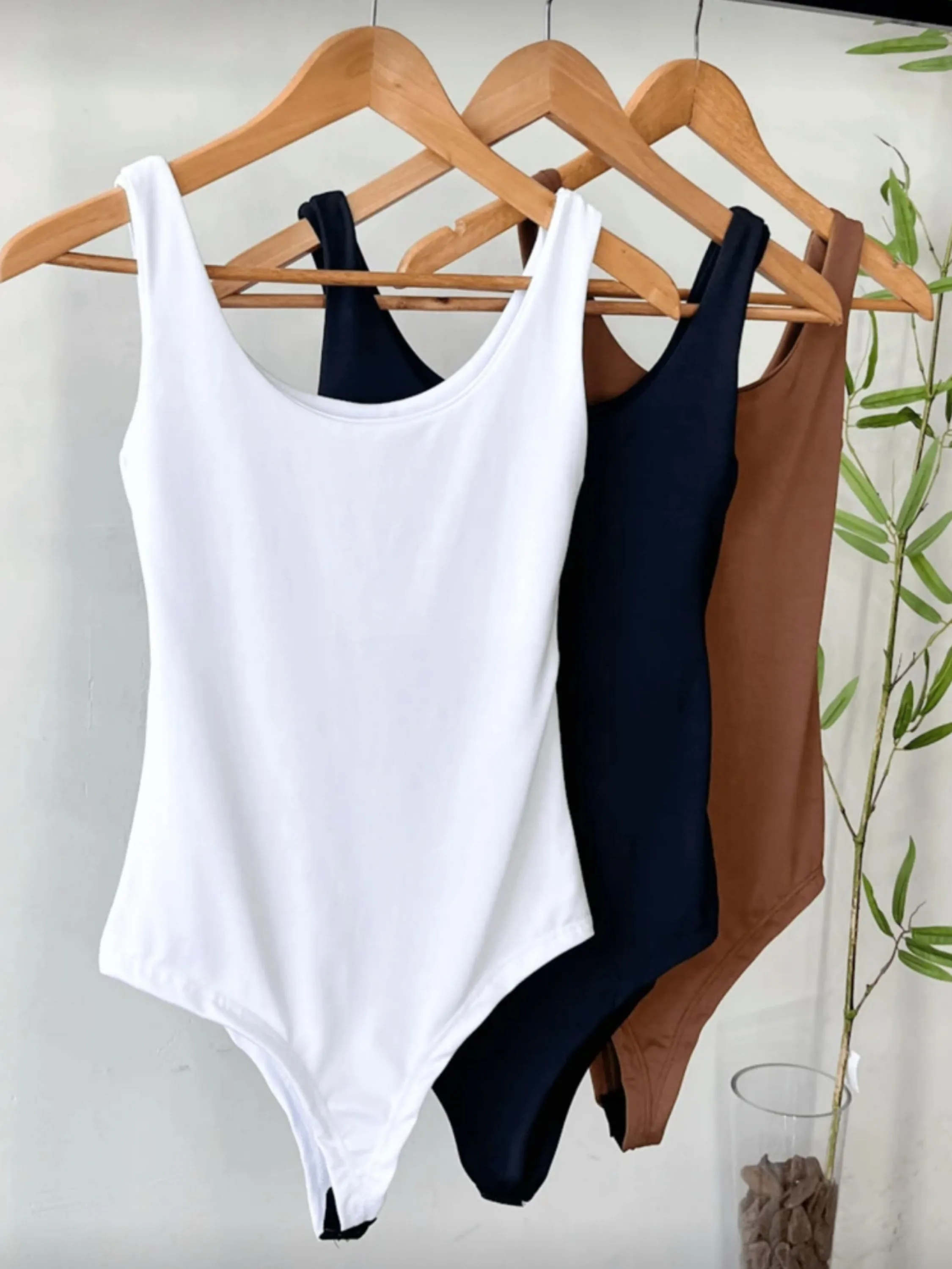 Blusa body feminina de regata alça grosso promoção