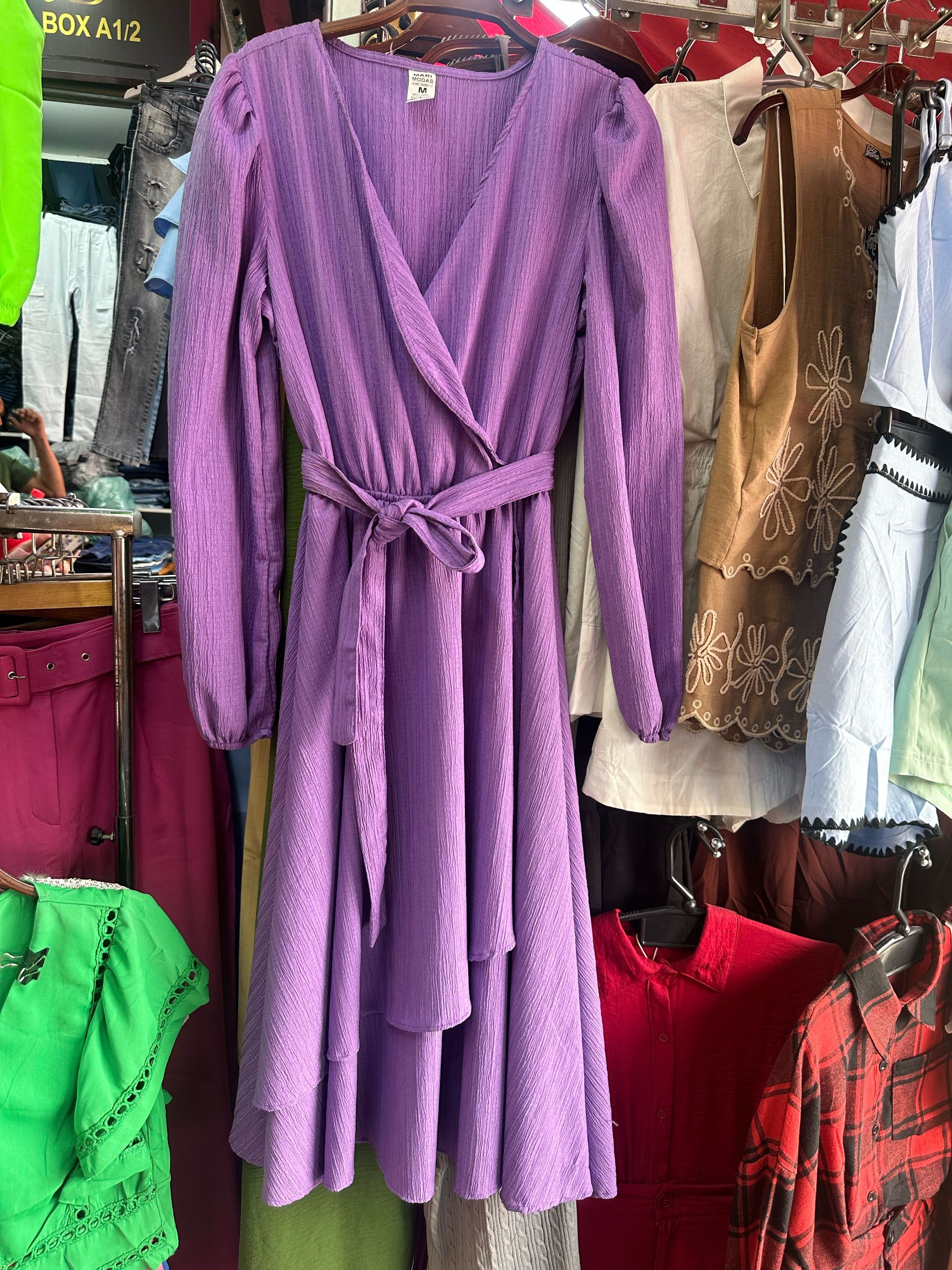 Vestido mídi promoção