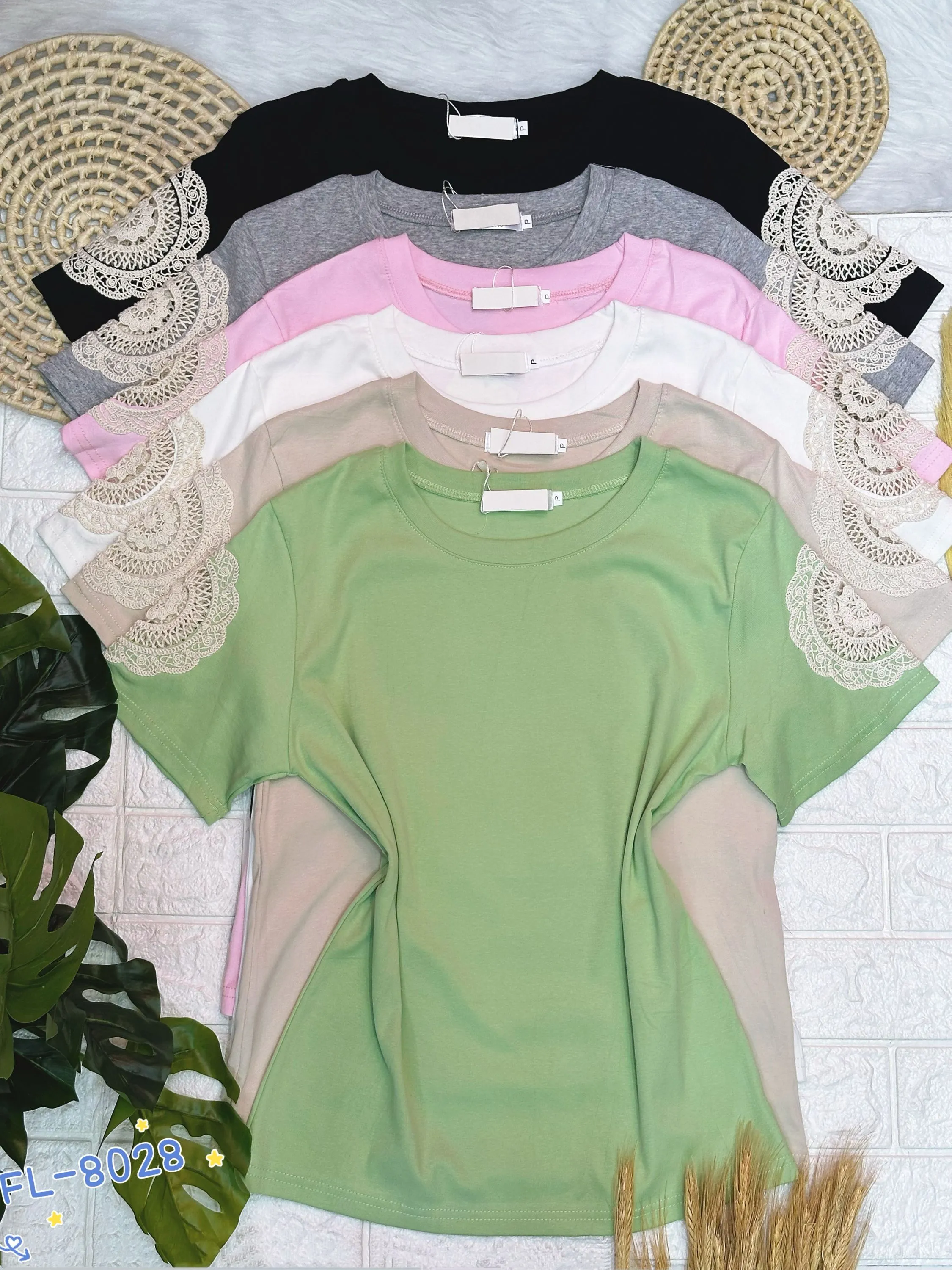 Blusa T-shirts algodão manga bordado Flora 8028