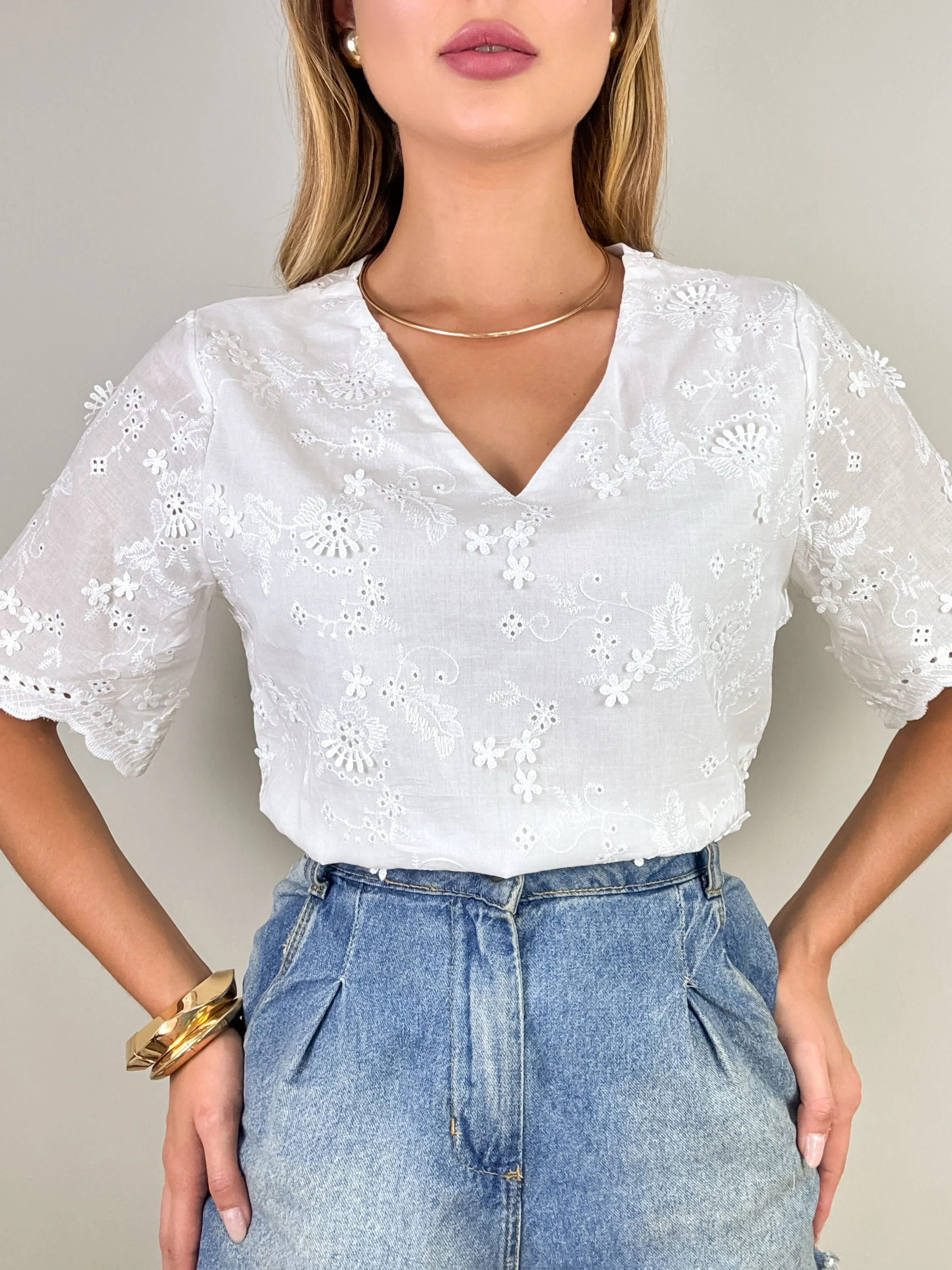 Blusa de leise com bordado promoção Flora 63108