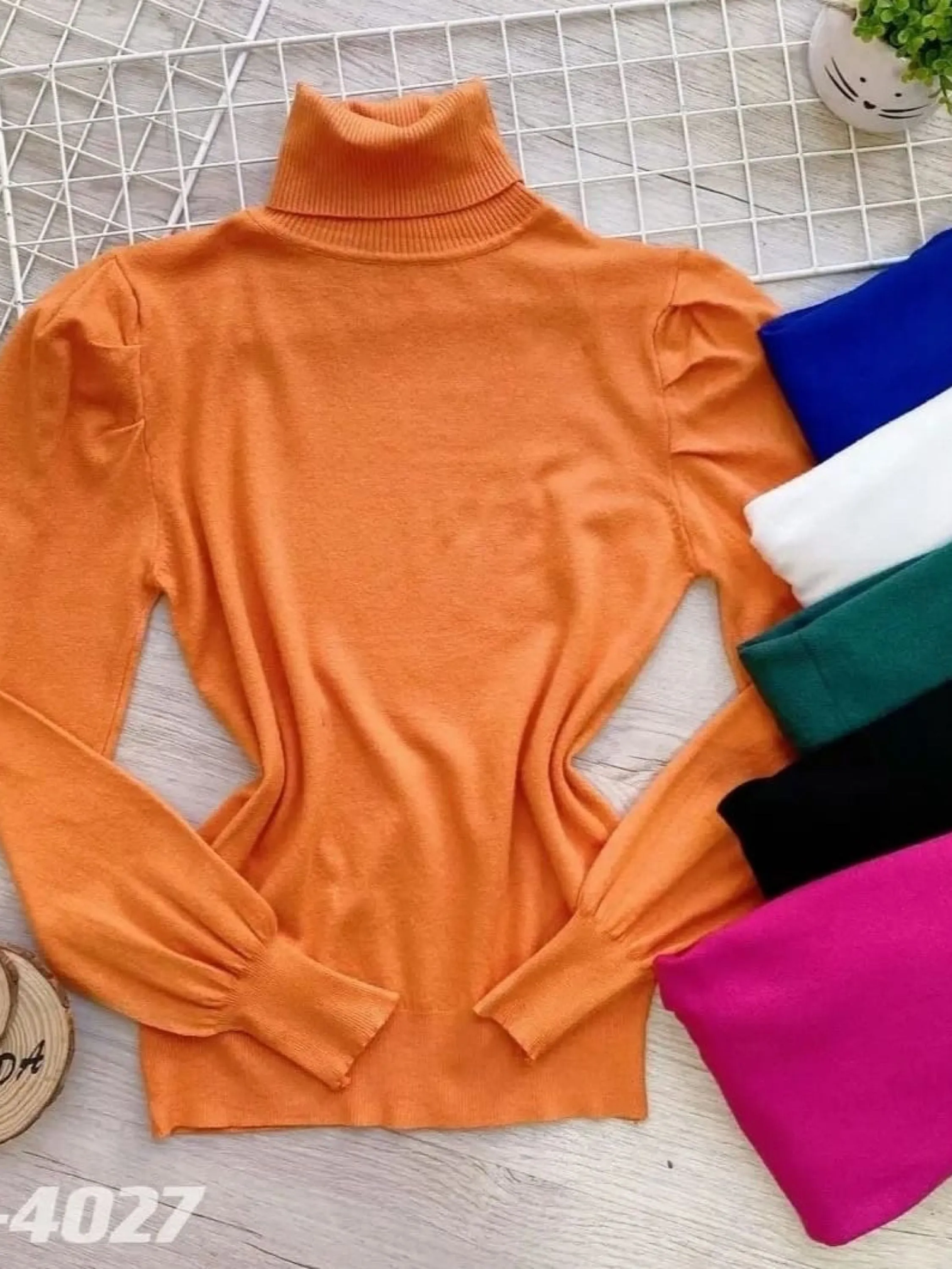 Blusa modal de lã gola alta importado Flora 4027