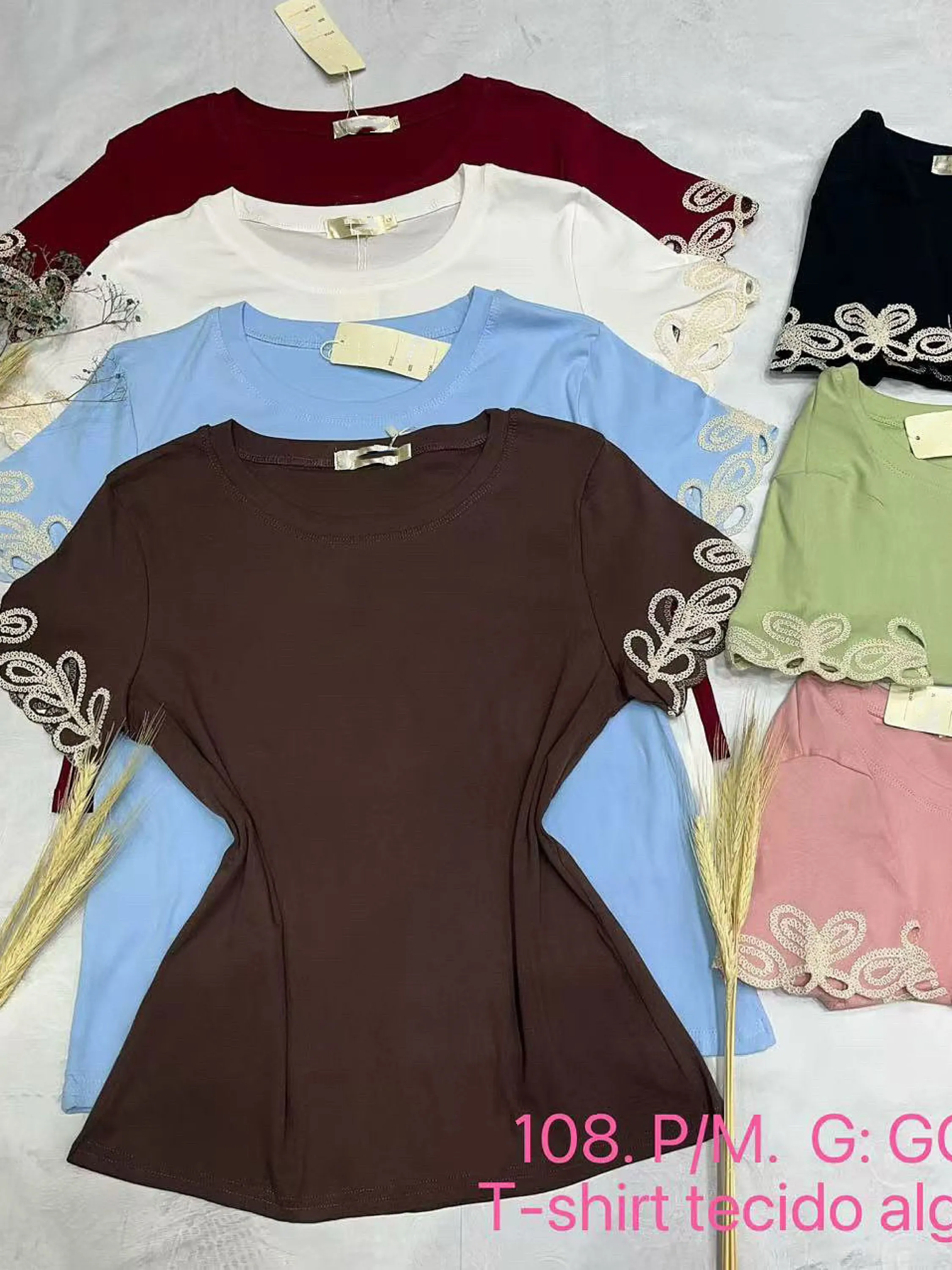 Blusa T-shirts canelada algodão importado Flora 108