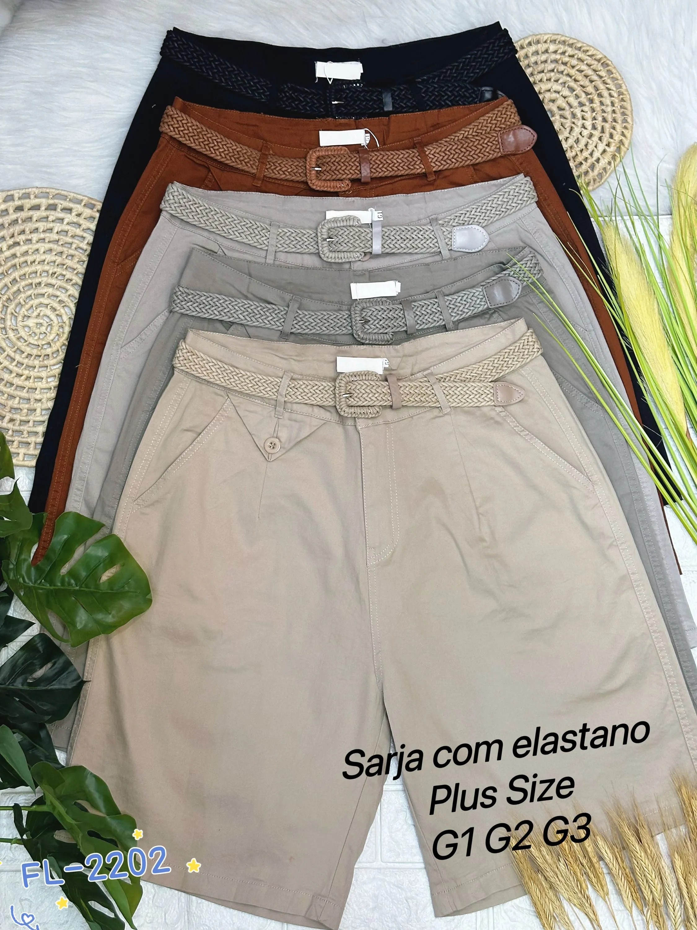 Plus Size - Bermuda sarja com elastano Flora 2202