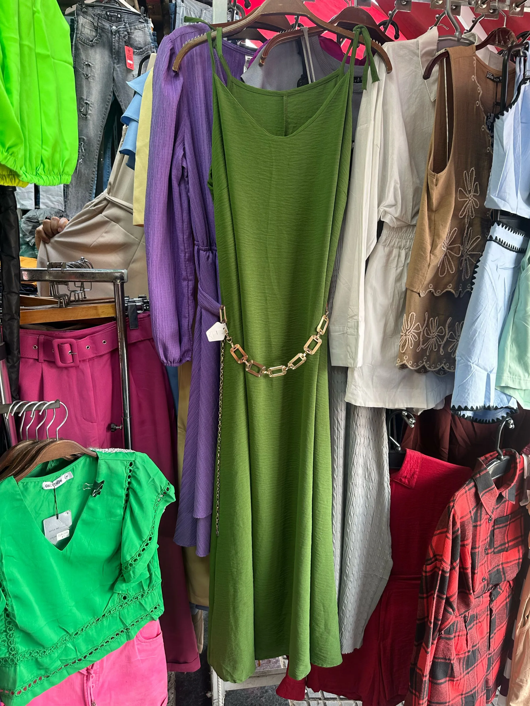 Vestido longo com cinto promoção