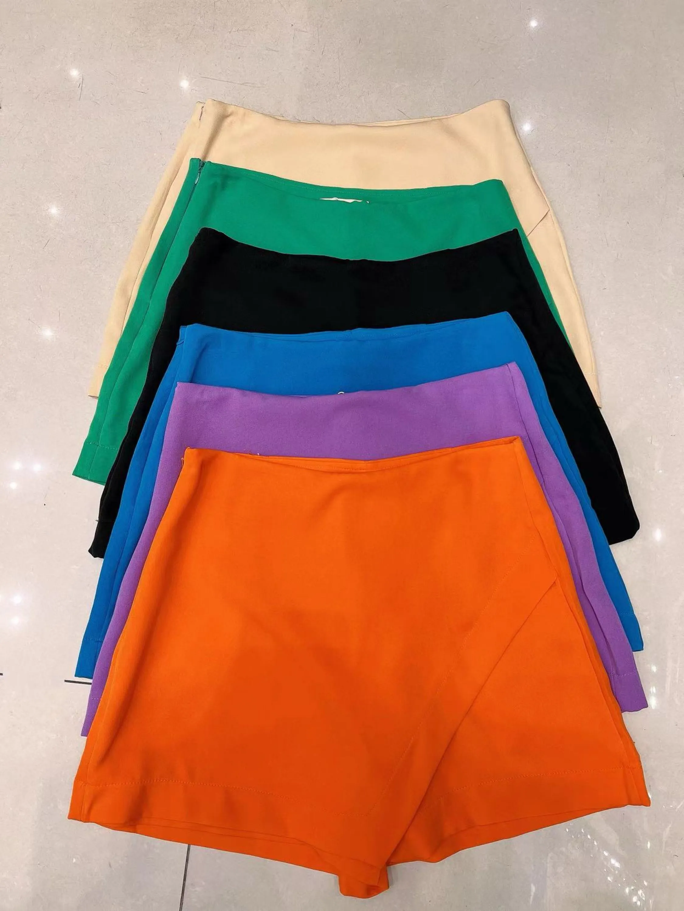 Short -saia de alfaiataria promoção