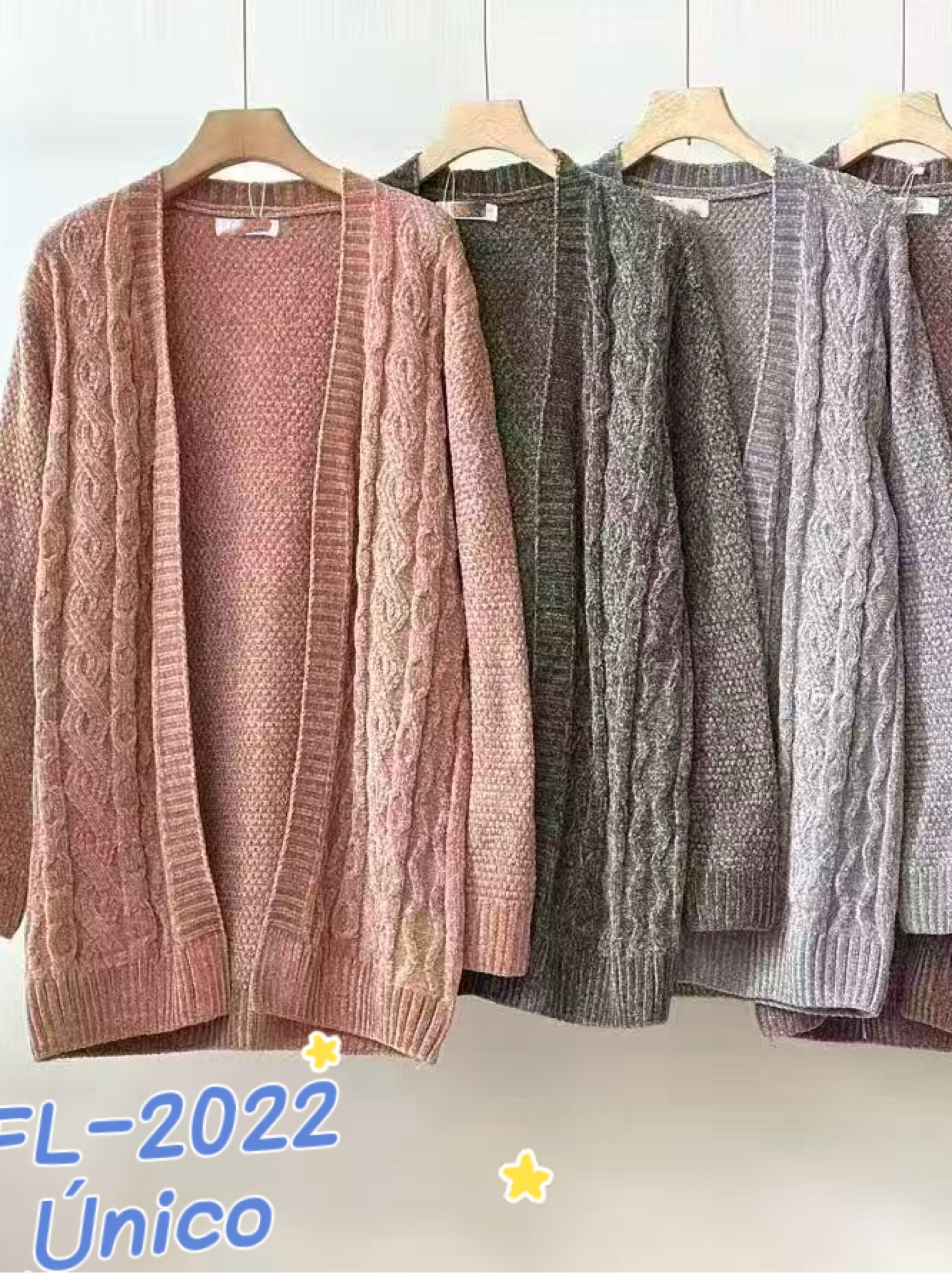 Blusa Cardigan de mousse importado 2022